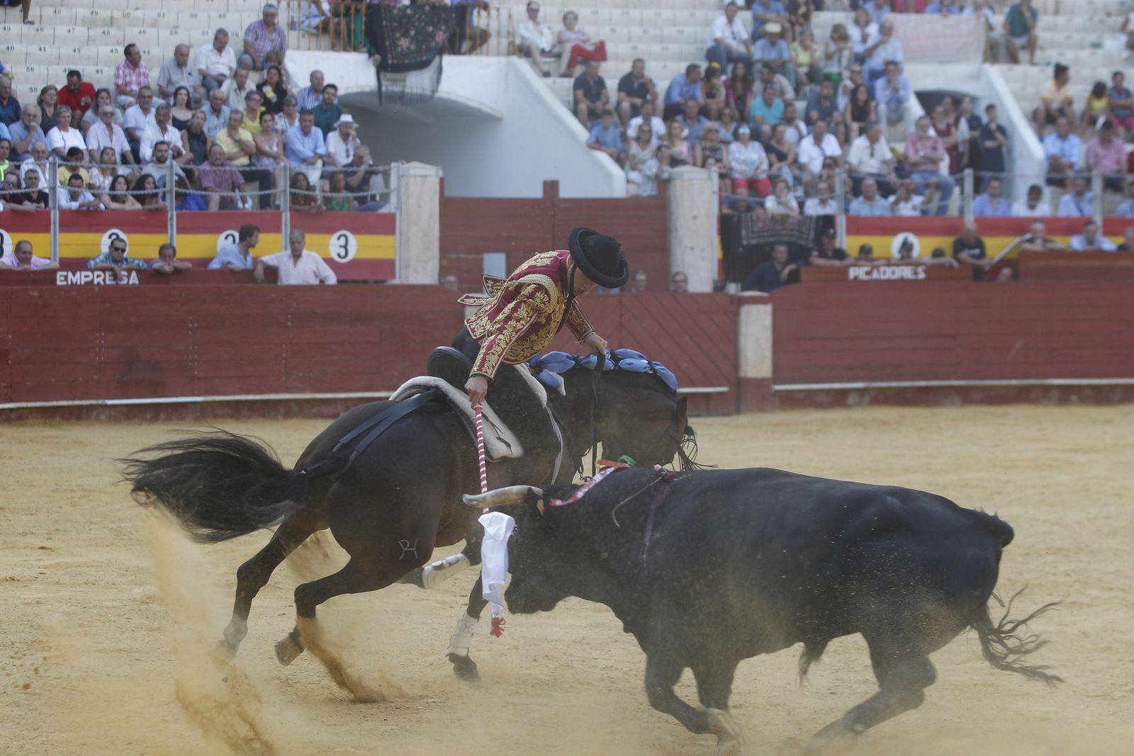 Fotogalería corrida de rejones. Feria de Almería 2019
