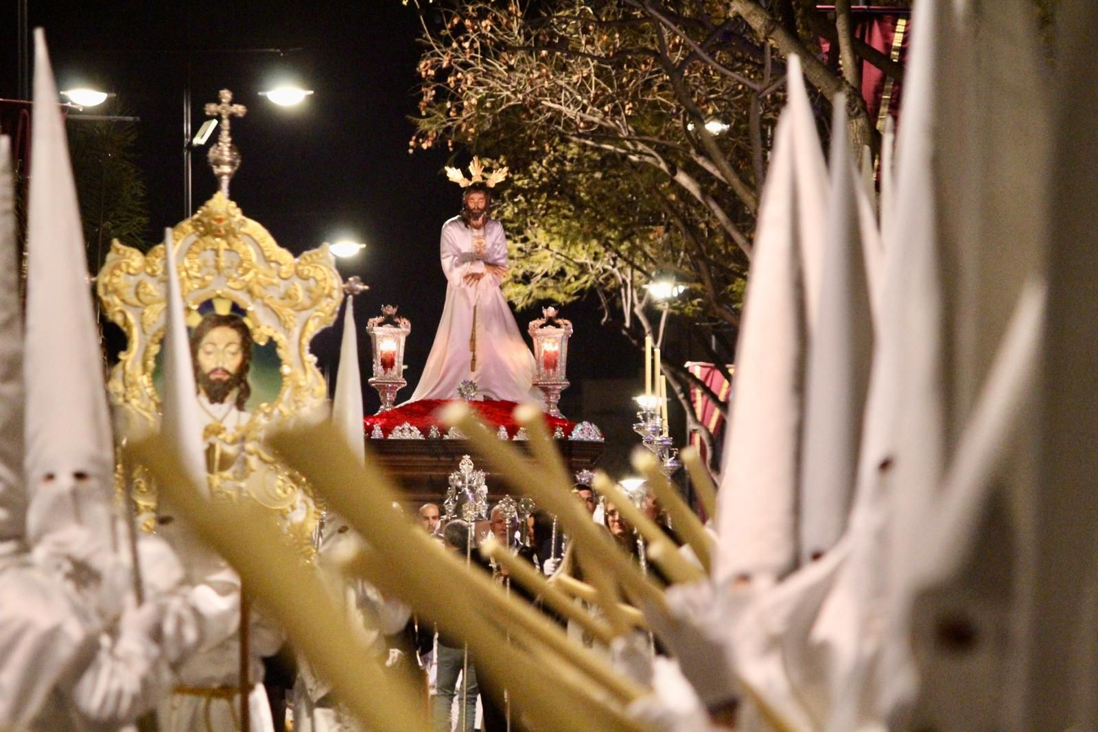 El Cautivo desfila el Miércoles Santo en Fuengirola, en imágenes
