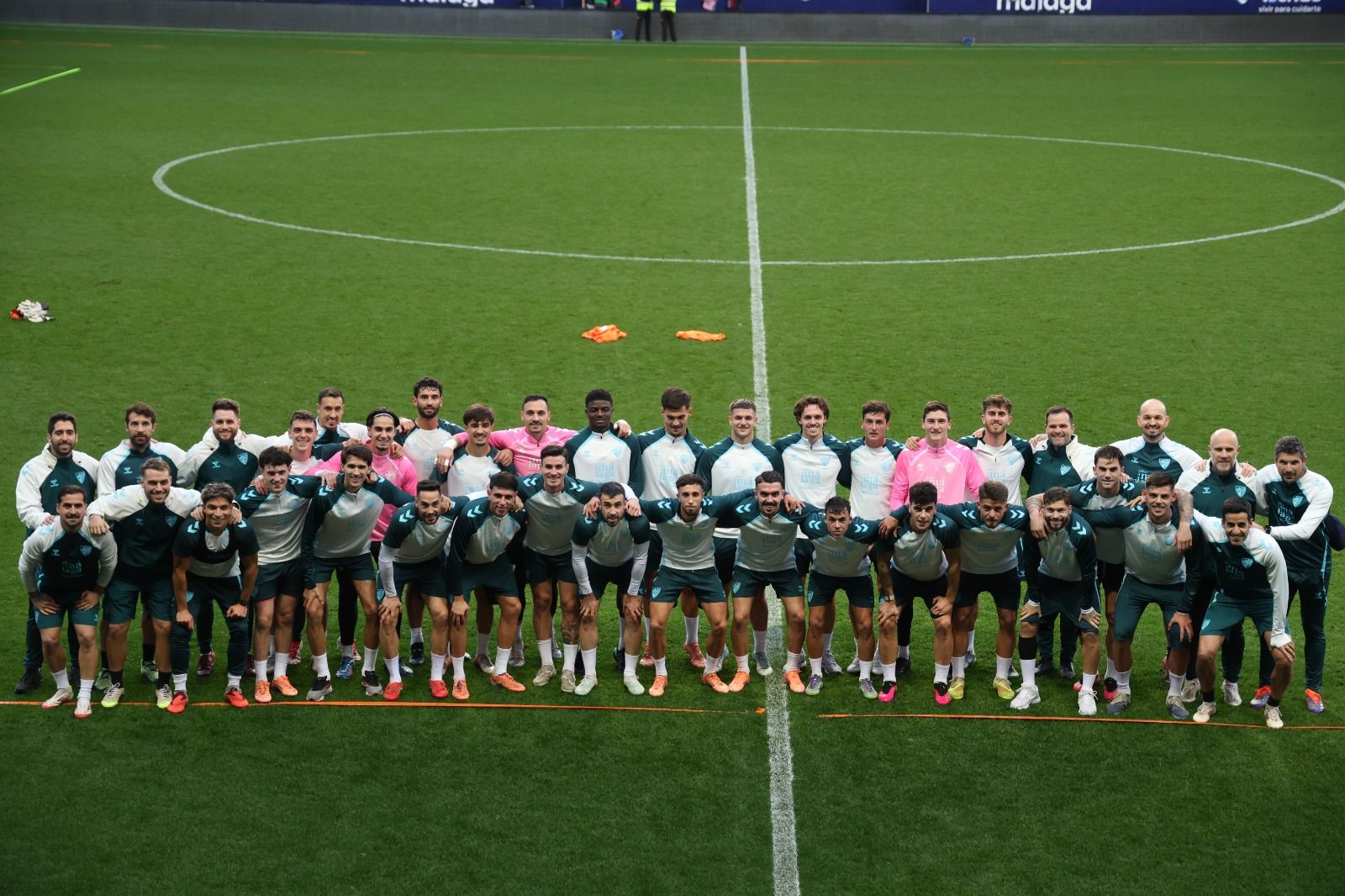 Búscate en las fotos del entrenamiento del Málaga CF en La Rosaleda