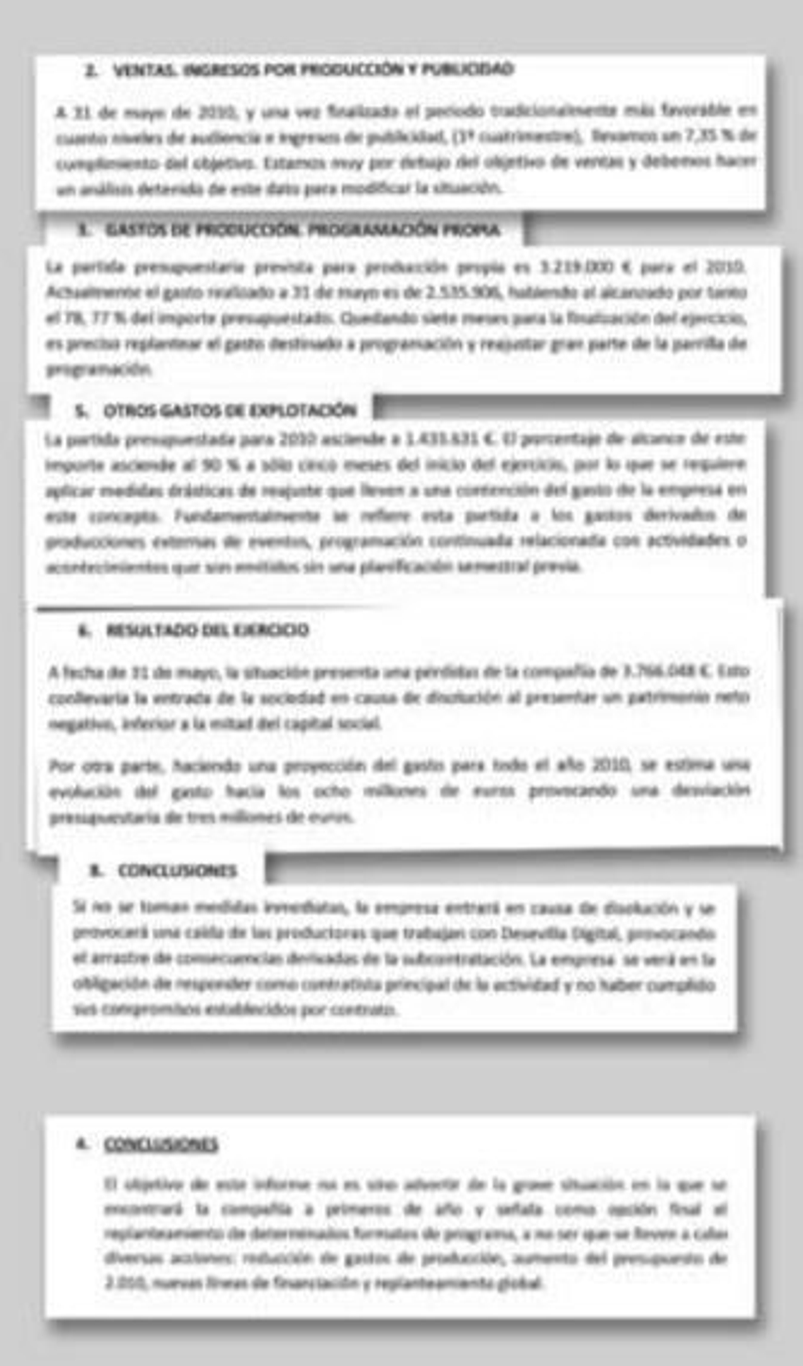 Monteseirín, flanqueado por Maribel Motaño y Antonio Rodrigo Torrijos, el día de la presentación de la Giralda Televisión.