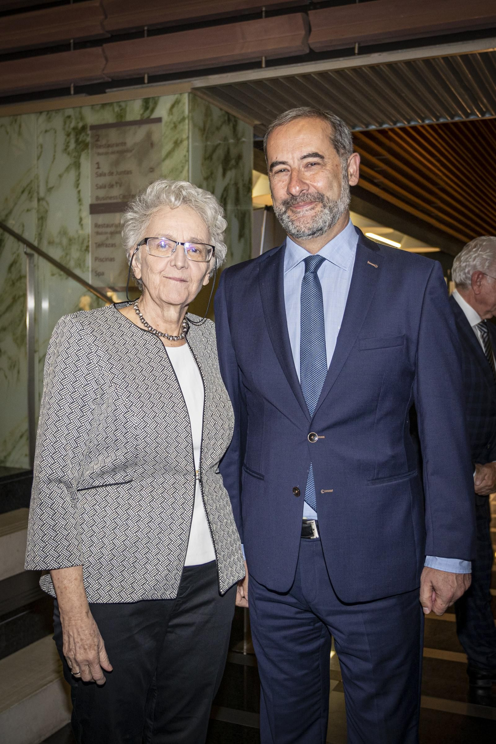 Entrega del premio Federico Joly a Augusto Delkáder