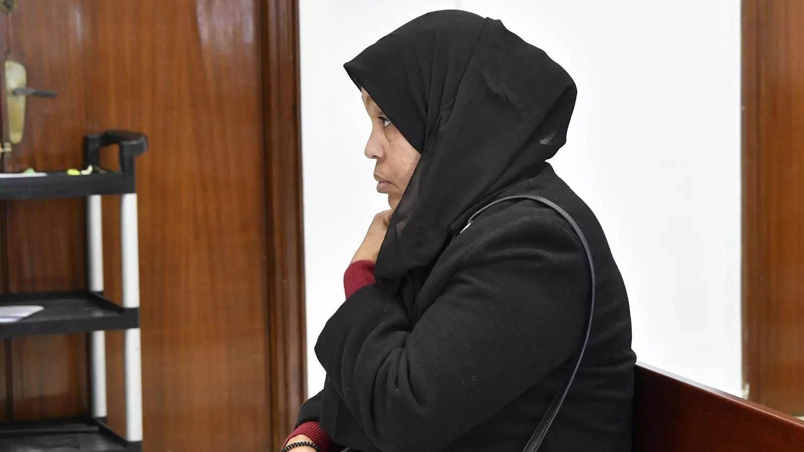 H.C., madre de la bebé asesinada en Vícar, penada a prisión permanente revisable.