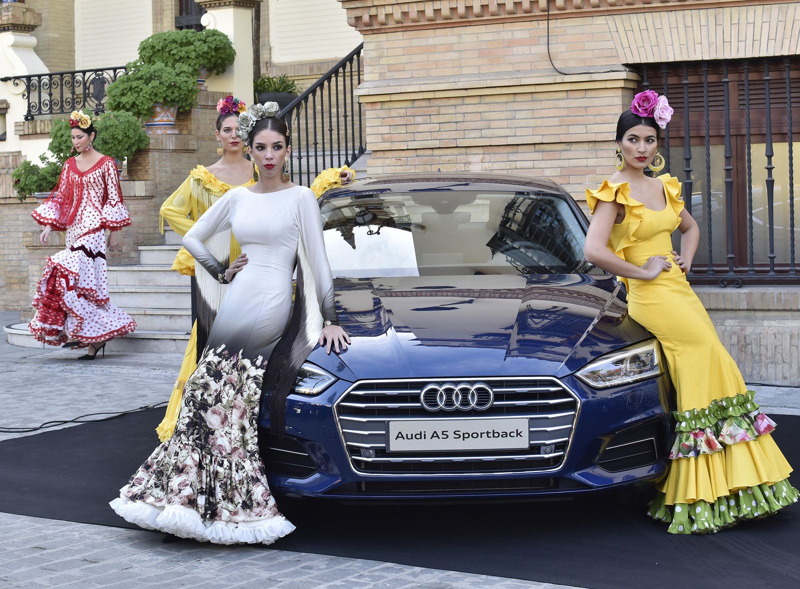 El desfile previo de 'We Love Flamenco', en imágenes