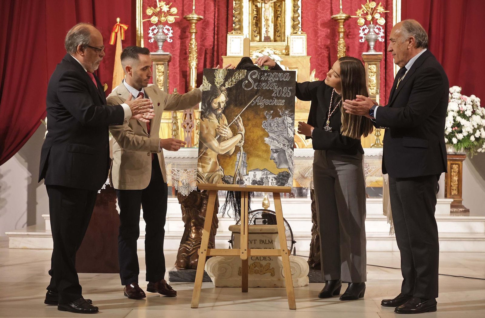 Fotos de la presentación del cartel de la Semana Santa de Algeciras 2025
