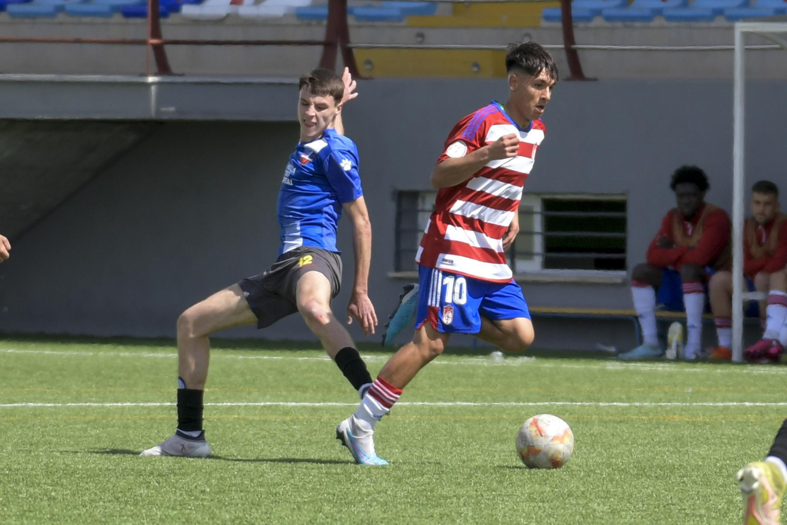 El Granada CF juvenil vuelve a vencer en casa