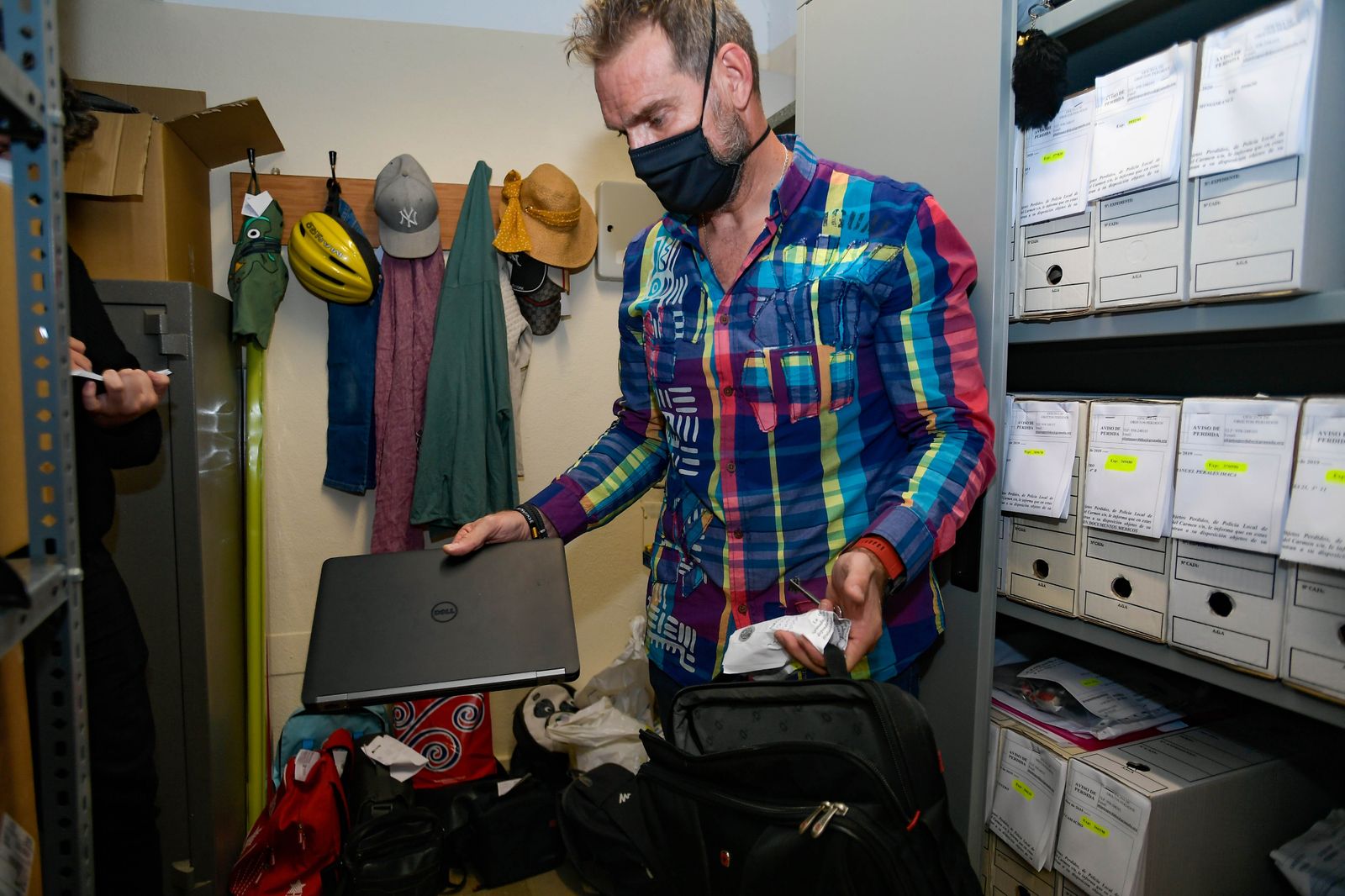 Fotos de Objetos Perdidos en el Ayuntamiento de Granada