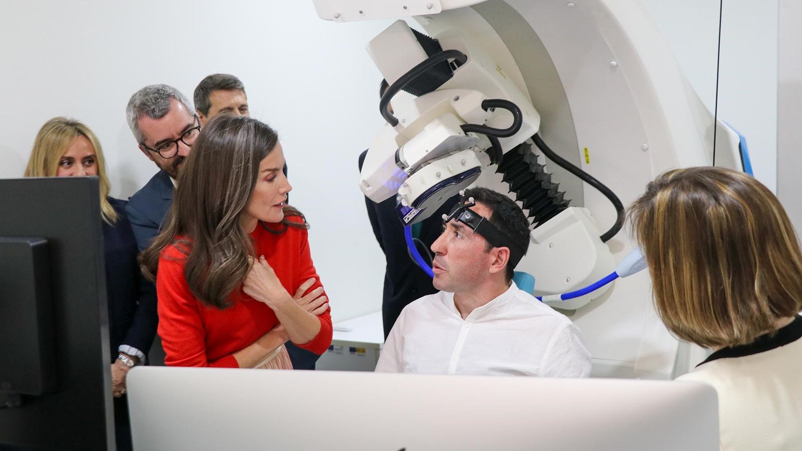 La visita de Doña Letizia a la Universidad de Granada, en imágenes