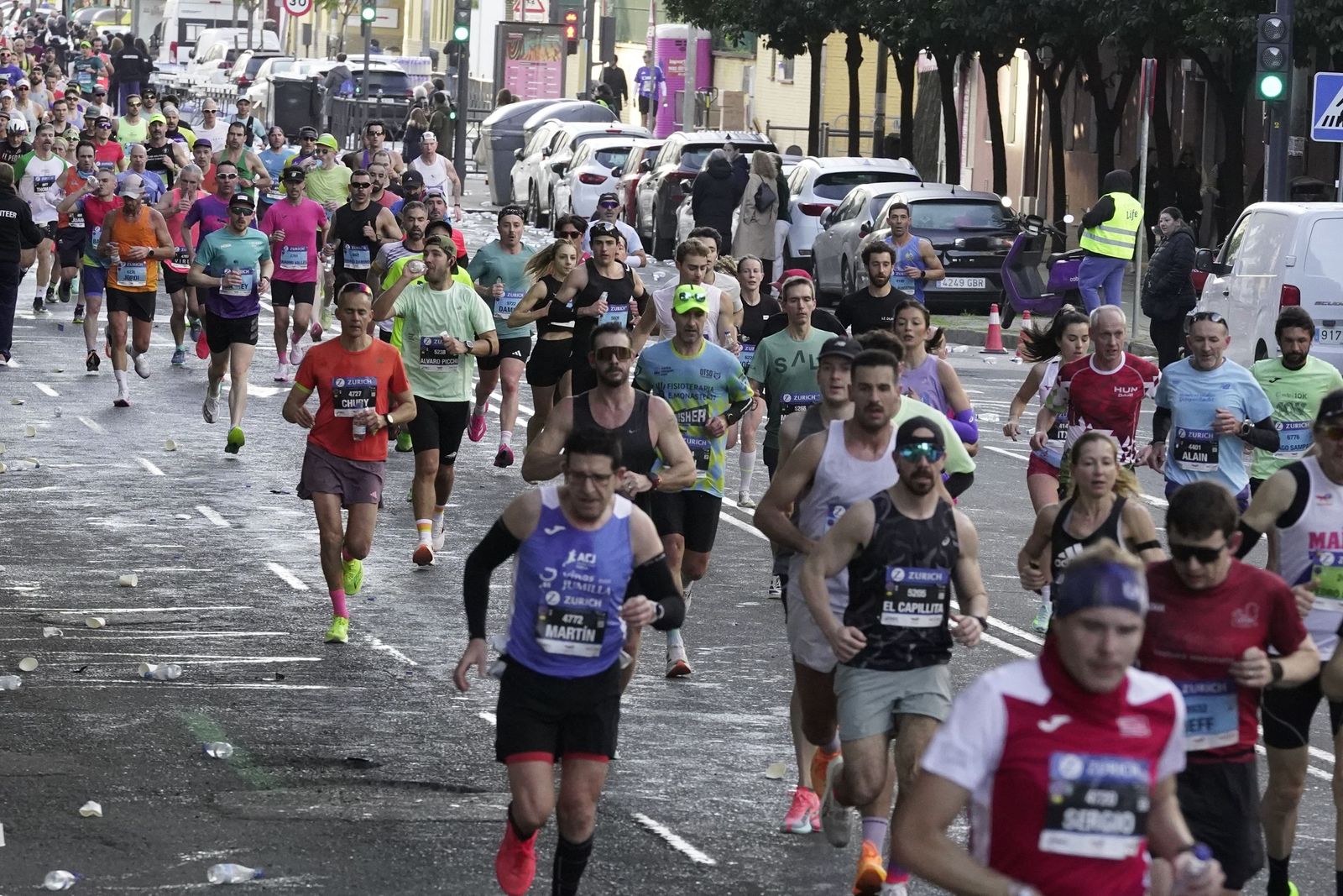 el Zurich Maratón de Sevilla 2026 por Lopez de Gomara, galería 1