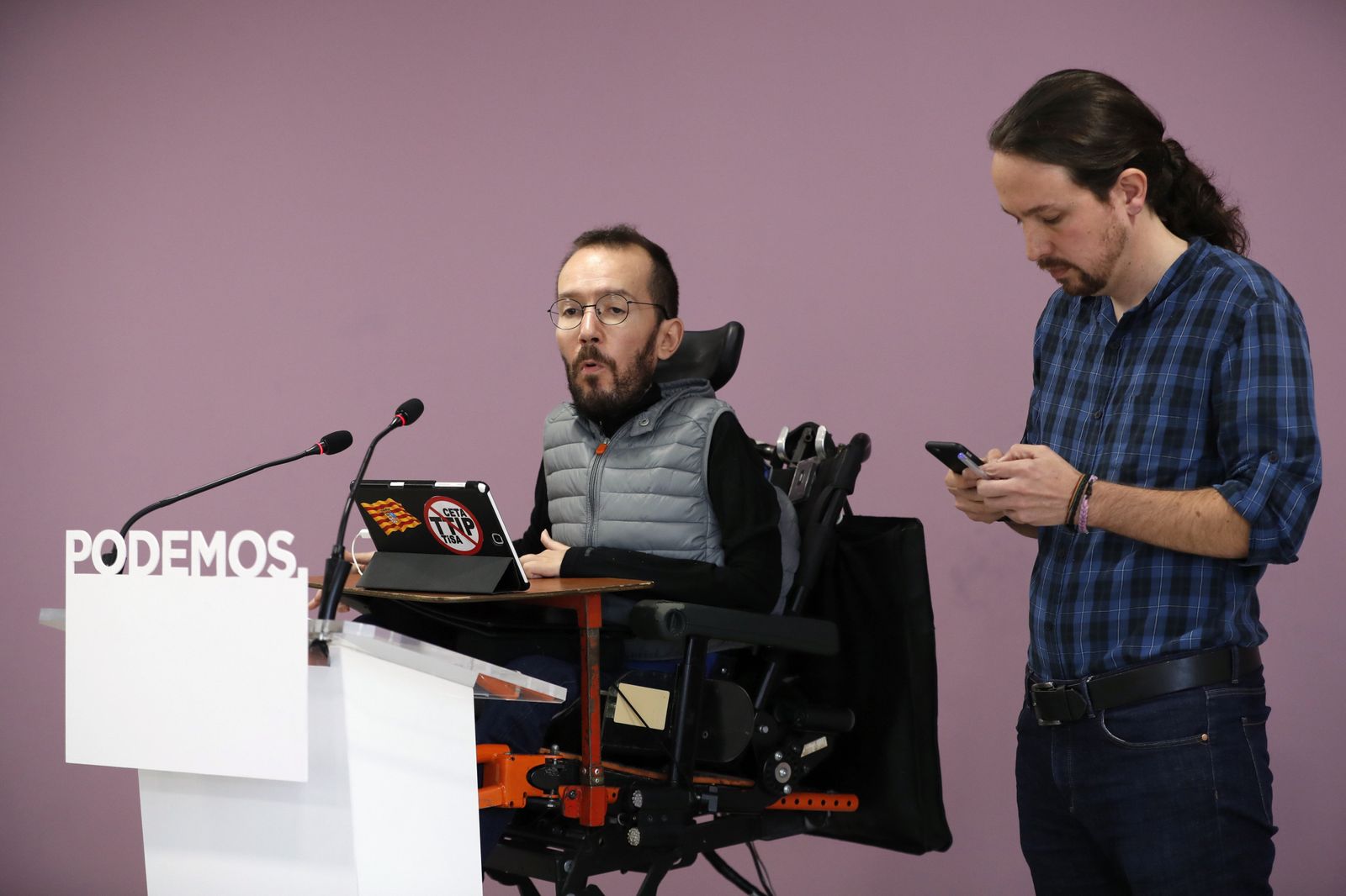 Pablo Echanique y Pablo Iglesias.
