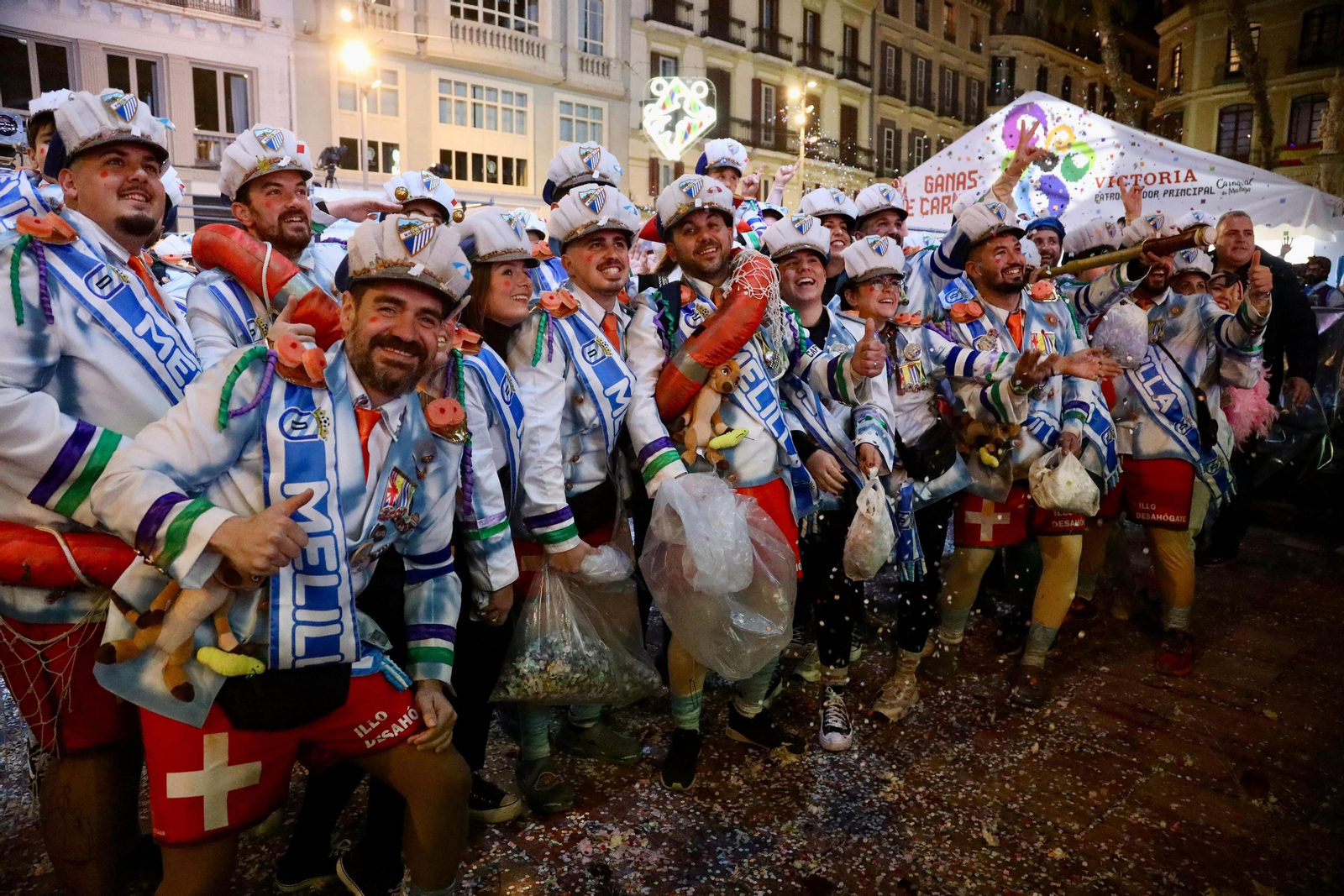 La Batalla de las Flores del Carnaval de Málaga 2024, en fotos