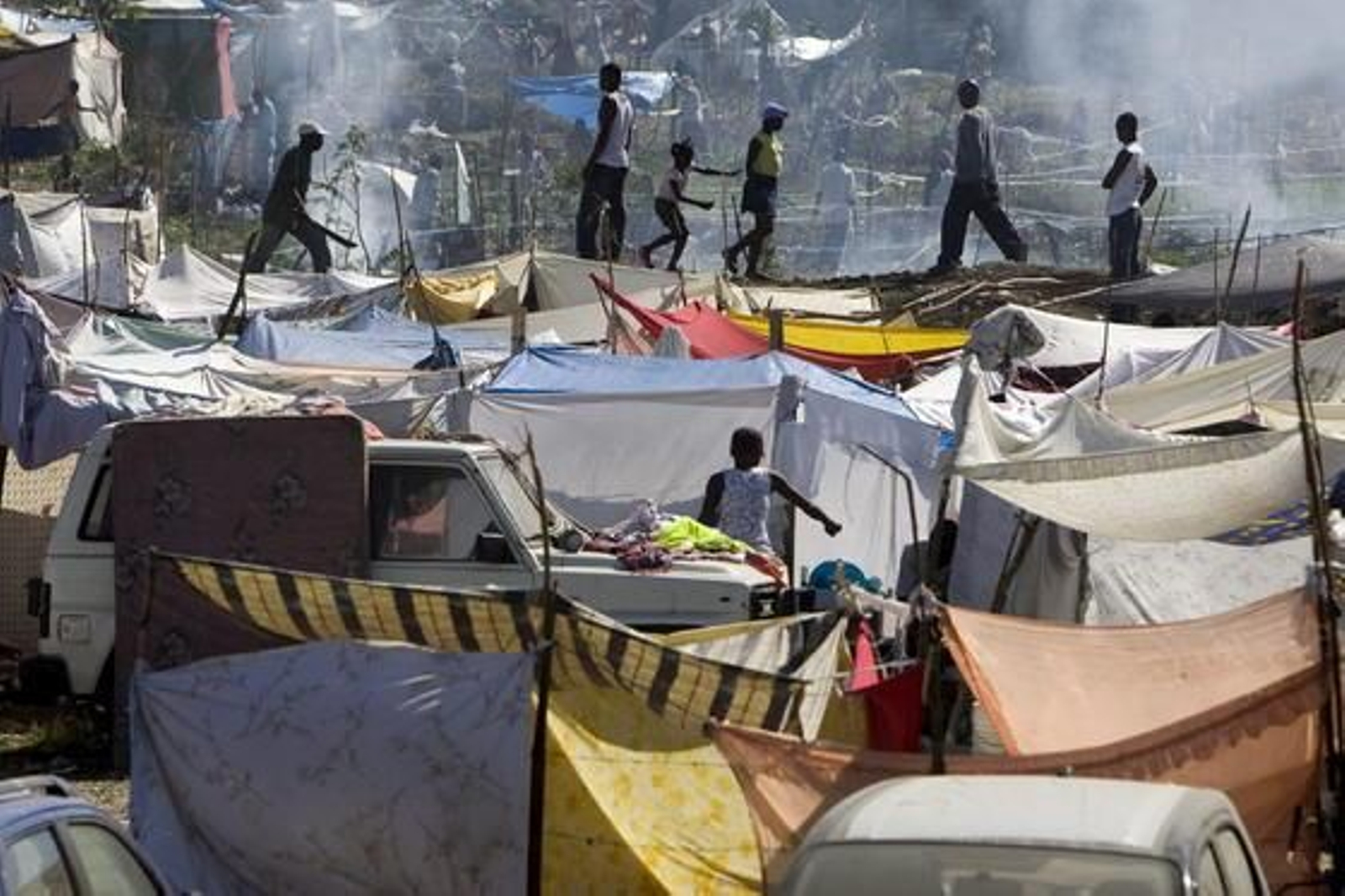 La comunidad internacional se vuelca en la ayuda hacia la población haitiana. / Reportaje Gráfico: EFE