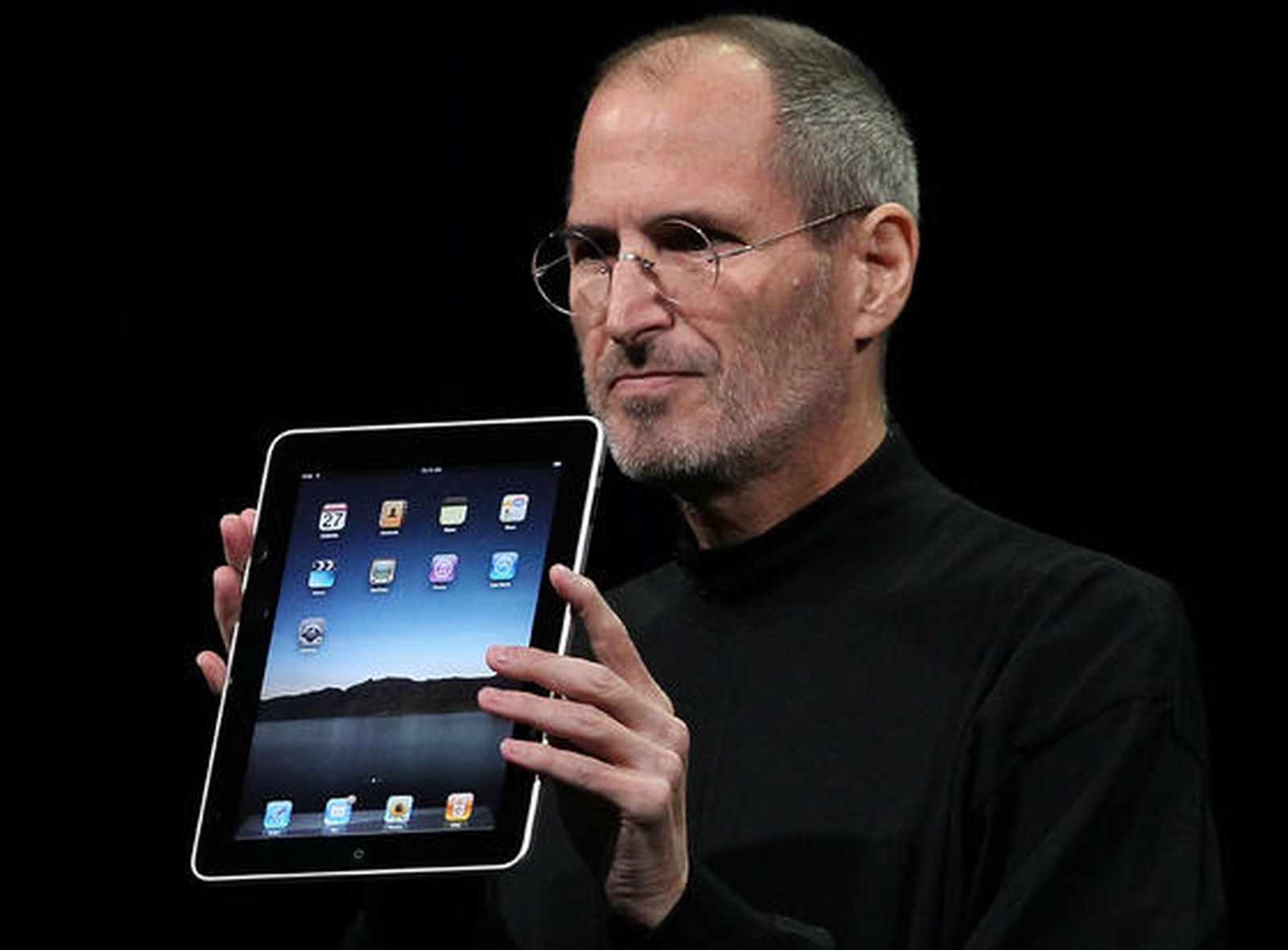 Apple presenta su 'ordenador tableta' iPad en San Francisco. / Reuters · AFP Photo