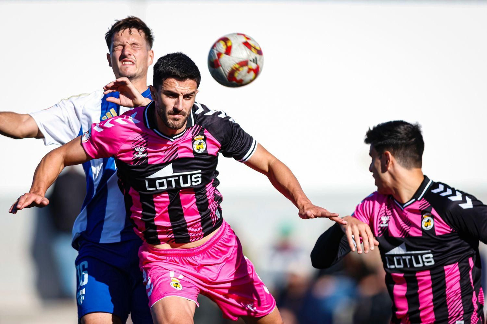 Las fotos del La Unión Atlético - Balona de Segunda Federación (0-1)