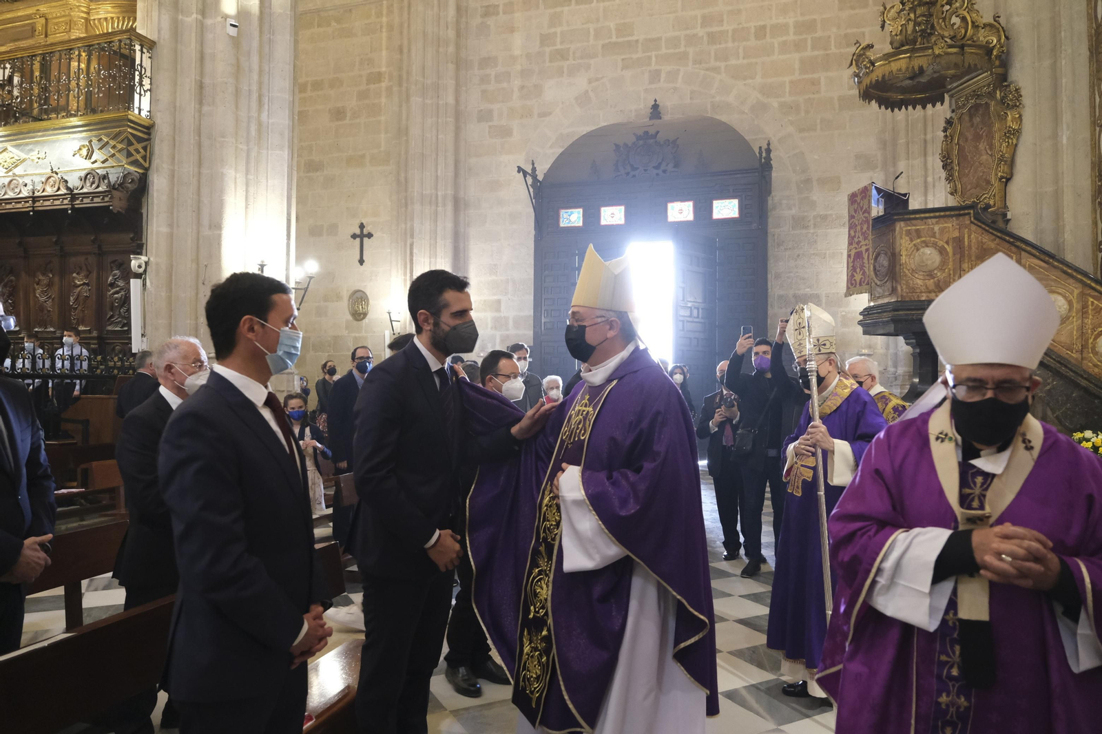 Fotogalería toma posesión nuevo Obispo Coadjutor de Almería, Antonio Gómez Cantero.