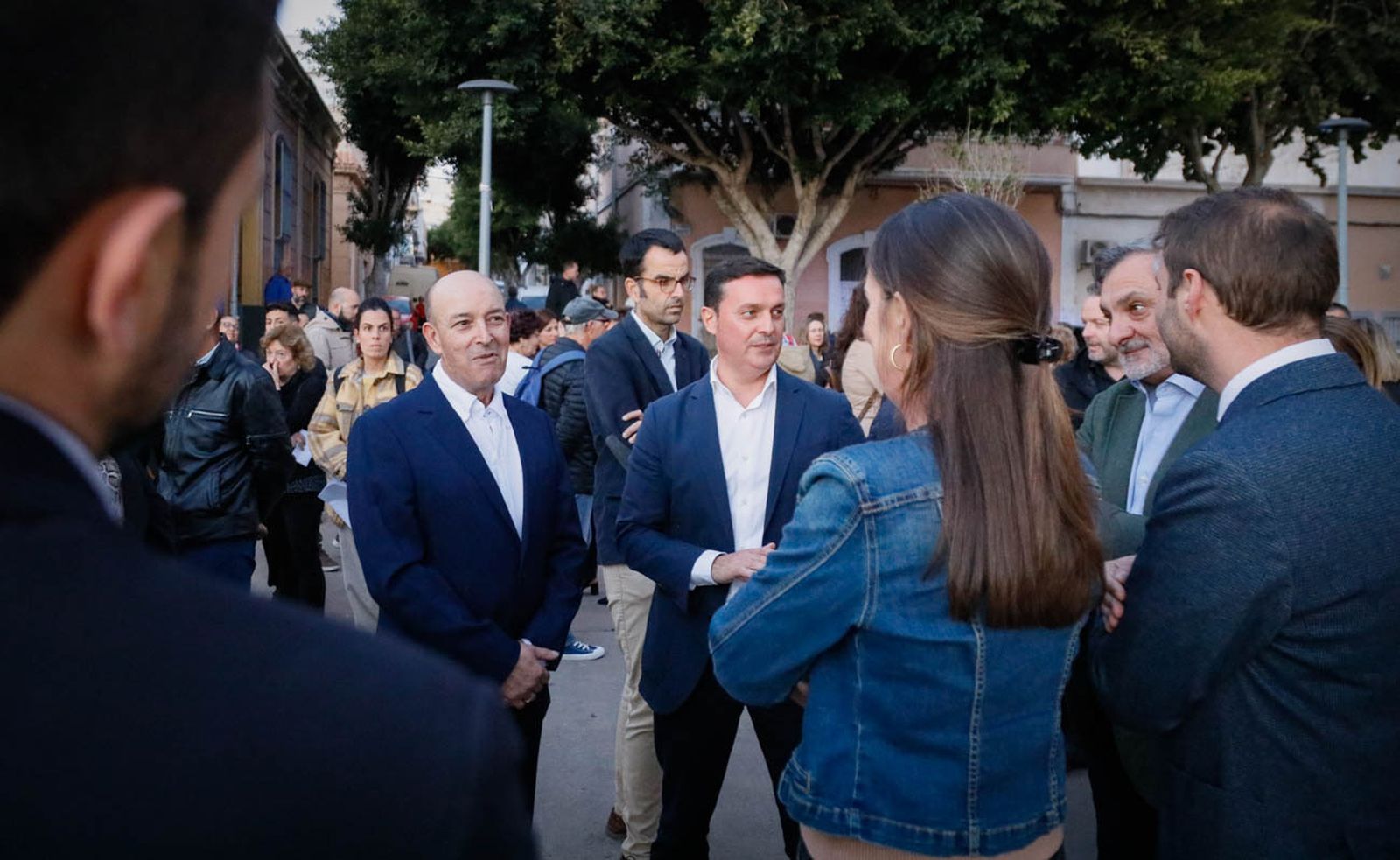 Imágenes del monolito en homenaje a las víctimas de violencia de género