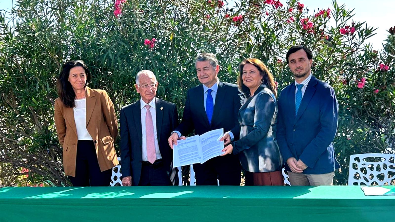 Crespo, Sanz y Amat, en la EDAR de Roquetas.