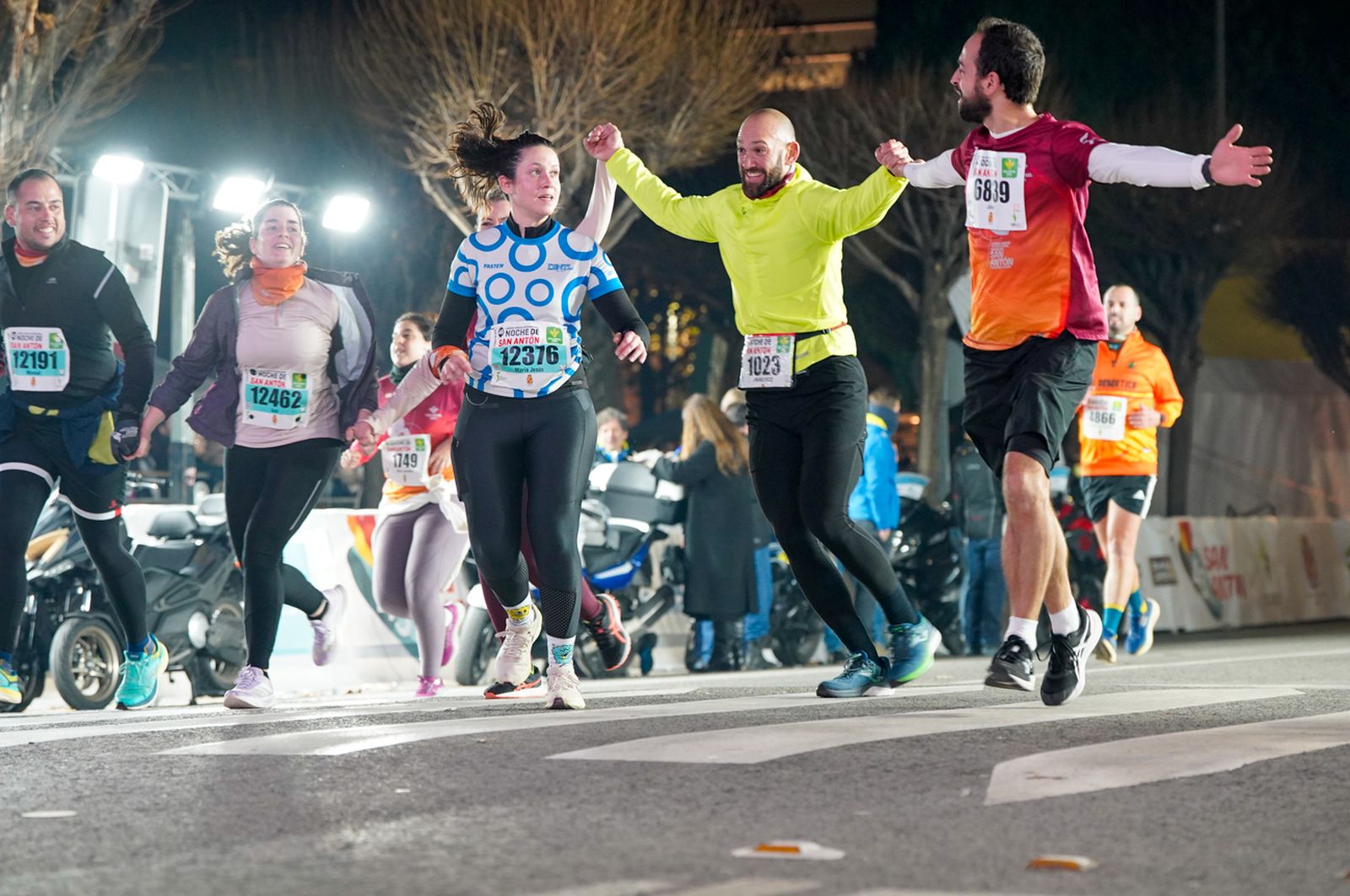En imágenes: búscate en tu llegada a meta de la Carrera de San Antón 2026 (3)