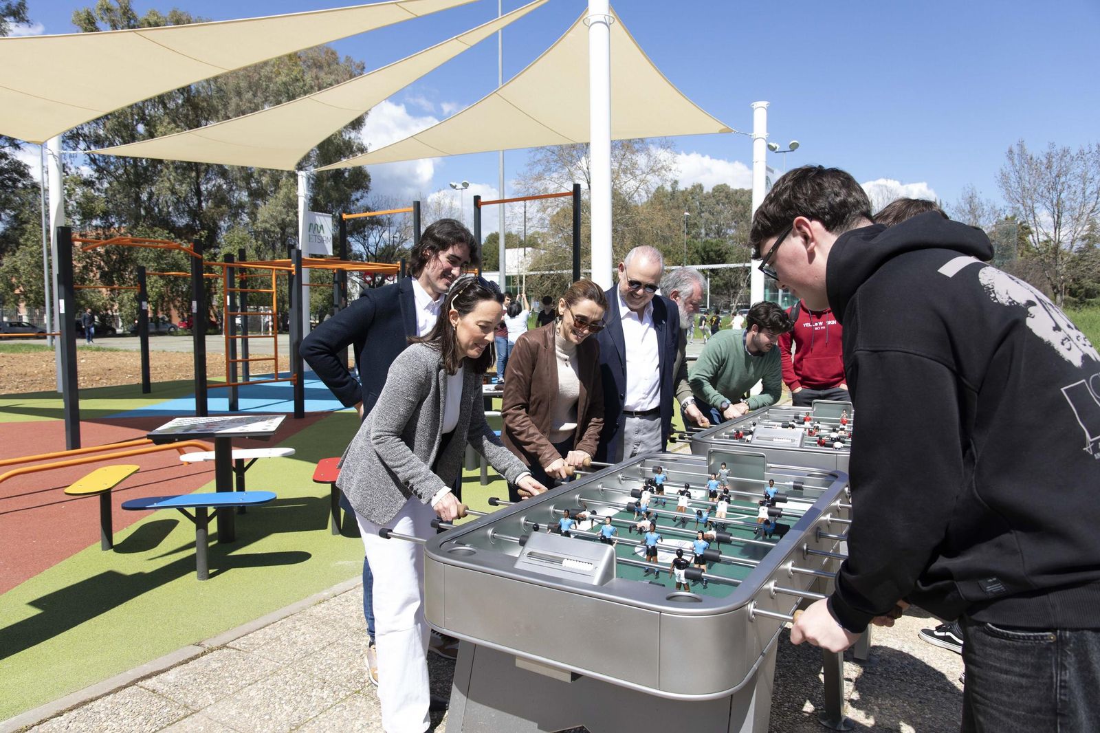El parque de calistenia del Campus de Rabanales, en imágenes