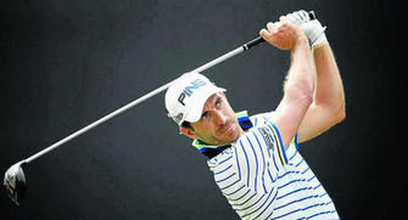 Alejandro Cañizares golpea desde la calle en la segunda jornada del torneo.