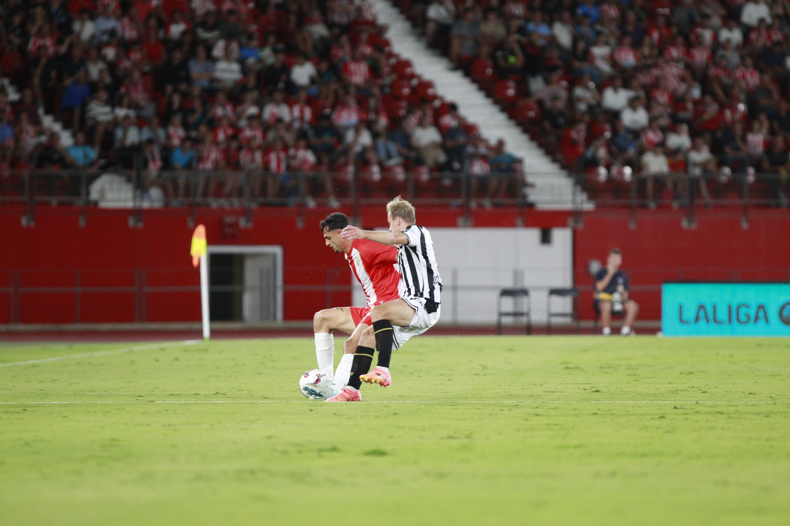 El partido U.D. Almería-C.D. Castellón en imágenes