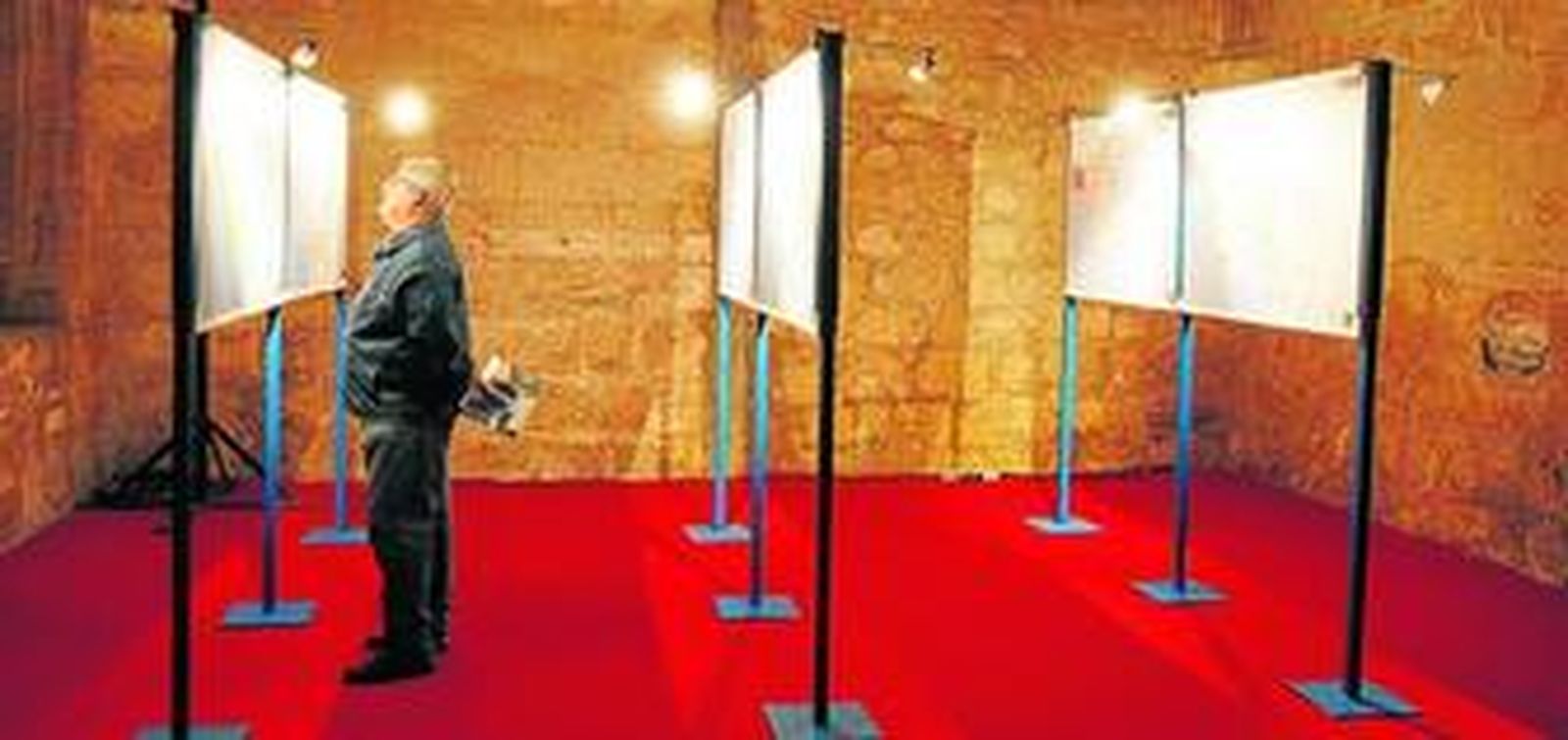 La exposición pública del Plan General de Ordenación Urbana estará abierta hasta el 2 de febrero en el Monasterio de la Victoria.