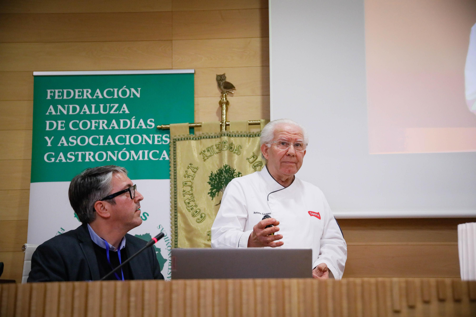 Las mejores imágenes de las conferencias en el congreso gastronómico ofrecido por CAPARROS