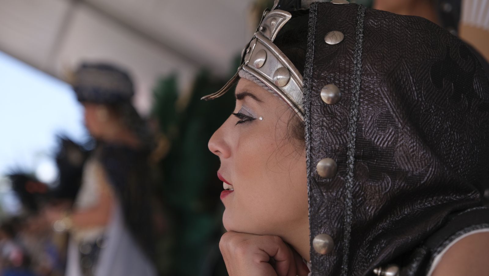 Imágenes de la carrera de cintas a caballo en las Fiestas de Moros y Cristianos de Mojácar