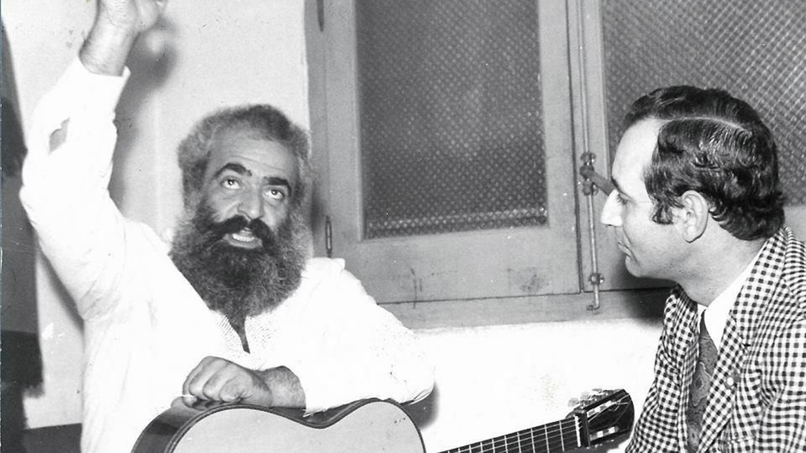 Con Jorge Cafrune, durante su etapa de crítico musical