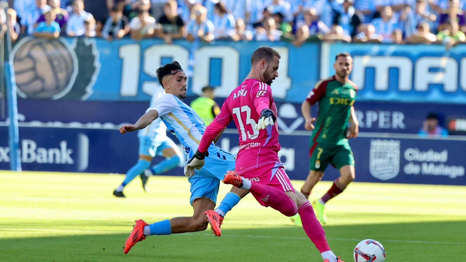 El Málaga CF-Real Oviedo, en fotos
