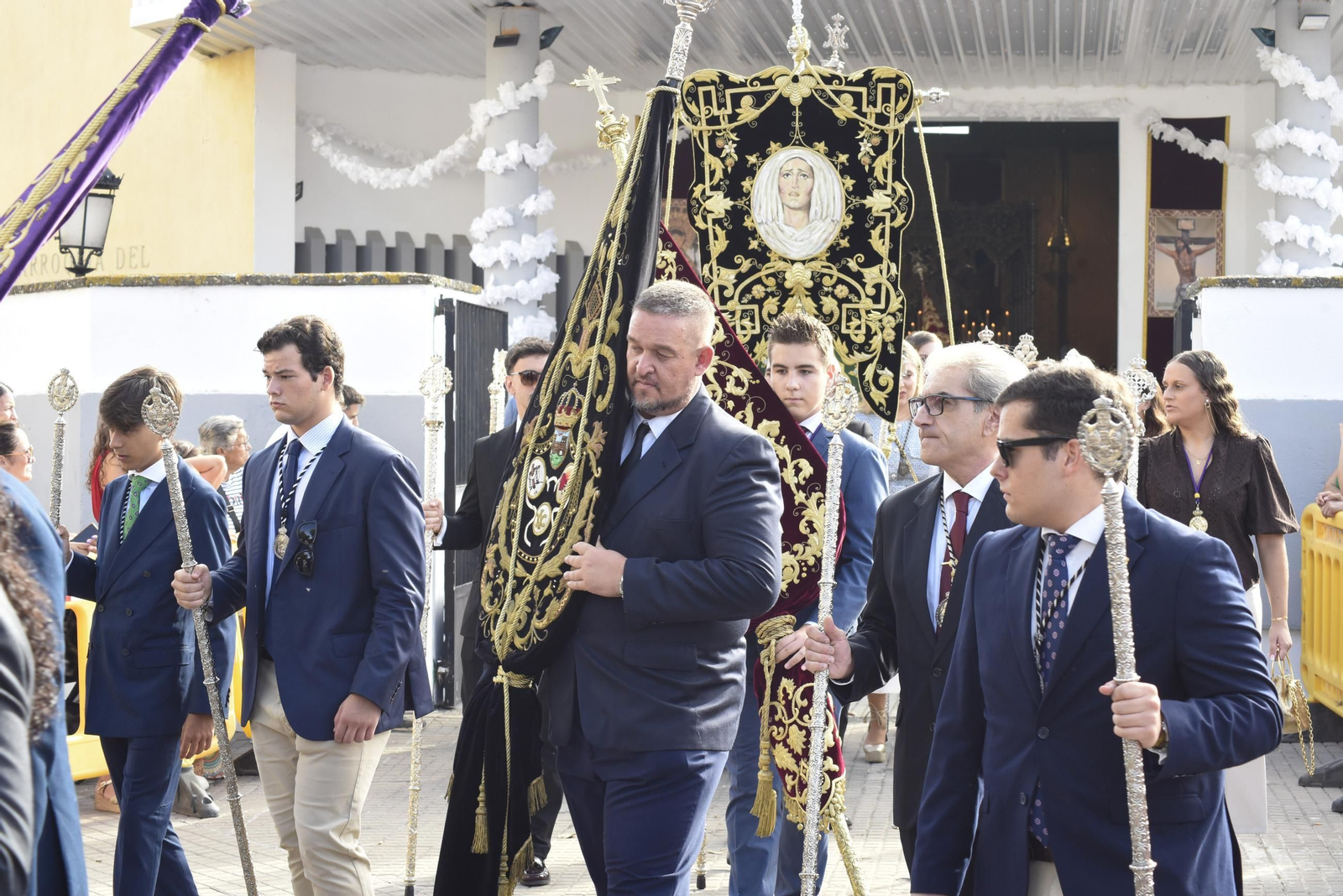 Las fotos de la procesión extraordinaria del Mayor Dolor por el 75 aniversario de su bendición