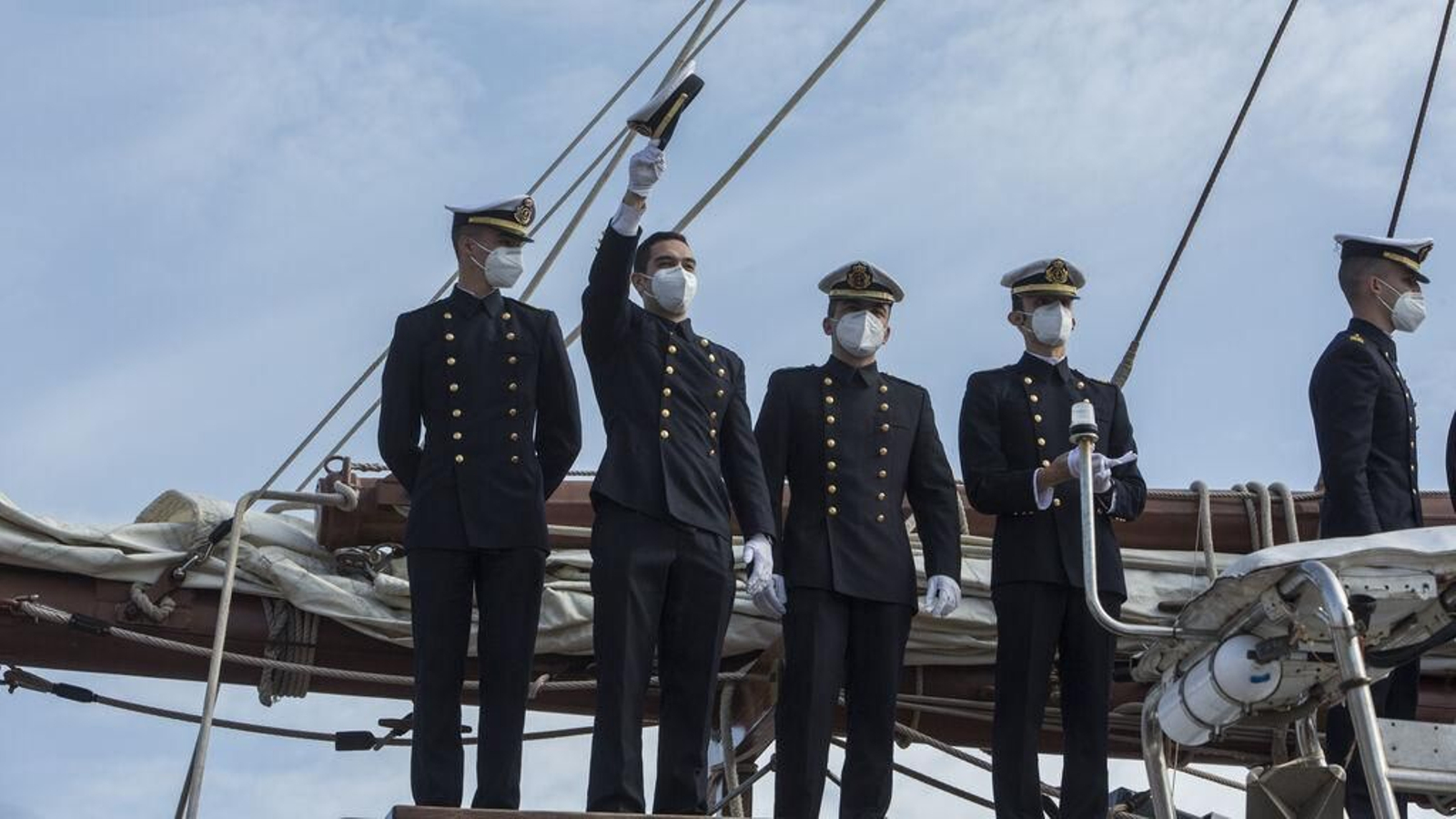 Los guardiamarinas se despiden