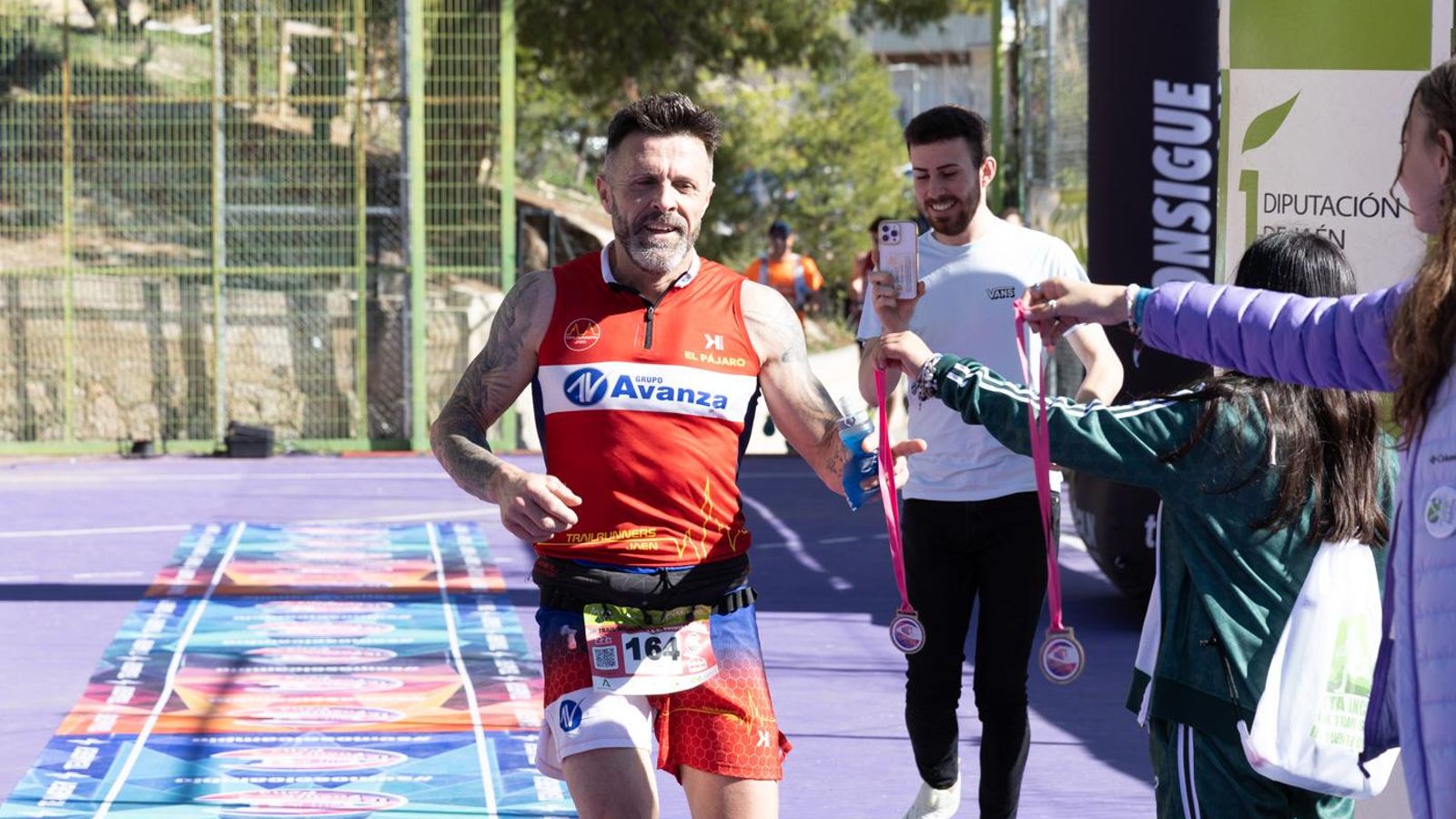 En imágenes: kilómetros para la esperanza de Celia en el CxM Trail Solidario IES Fuente de la Peña (I)