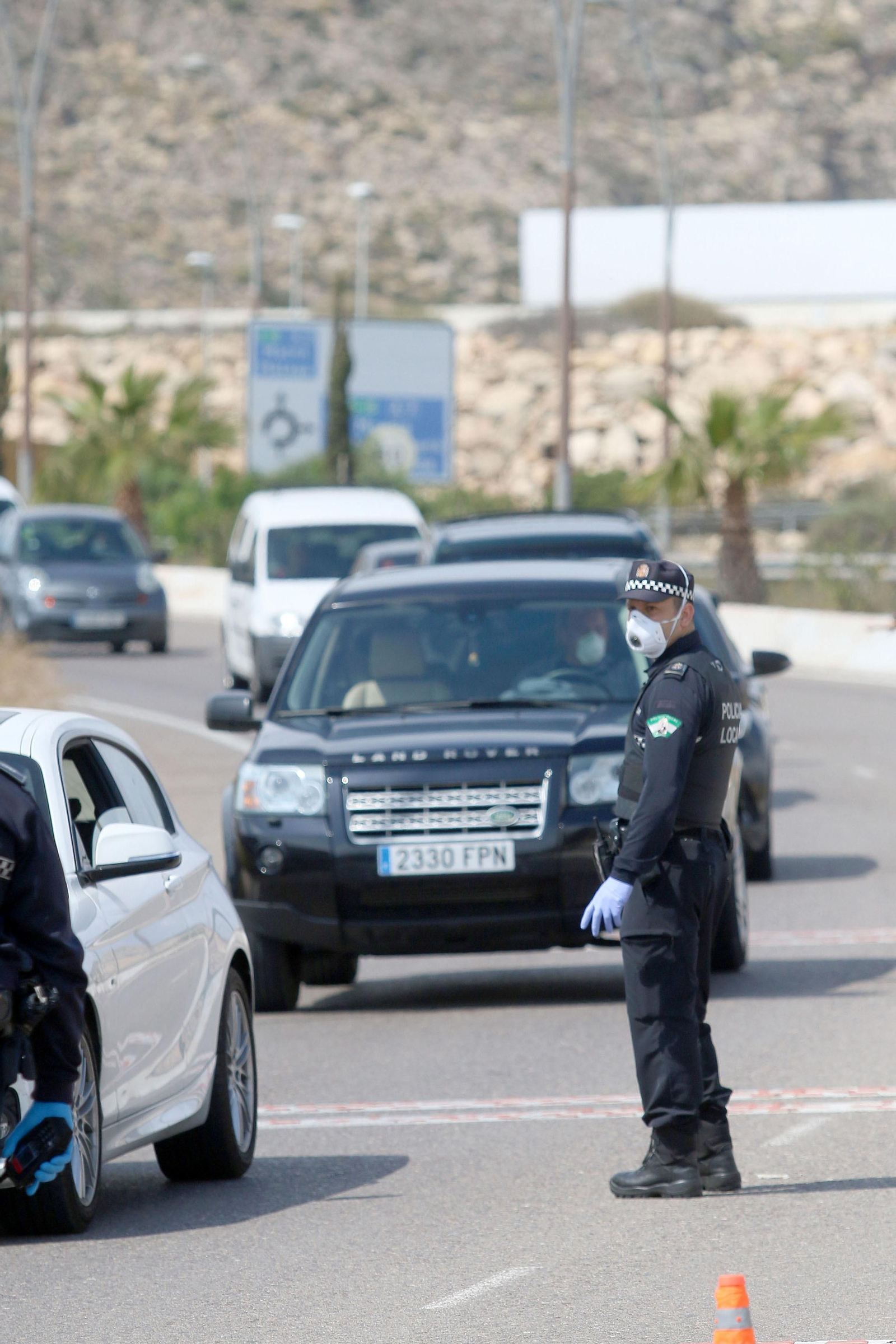 La Policía Local de Almería reinventa sus turnos para minimizar riesgos en la plantilla