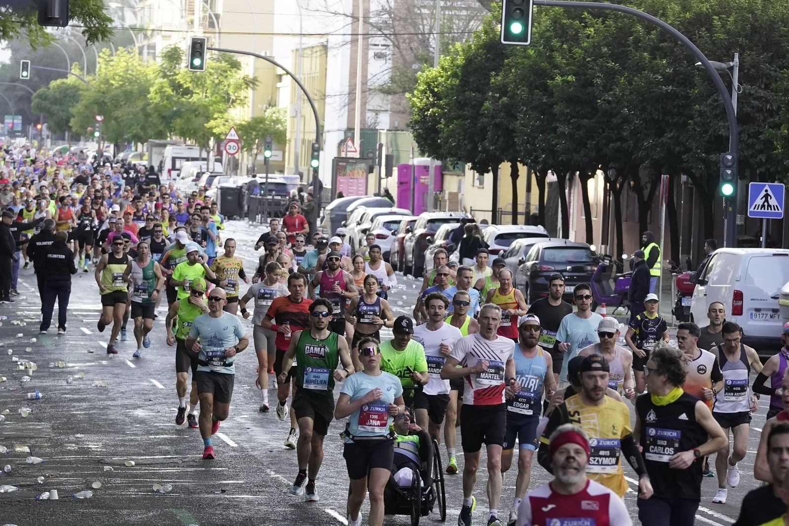 el Zurich Maratón de Sevilla 2026 por Lopez de Gomara, galería 1