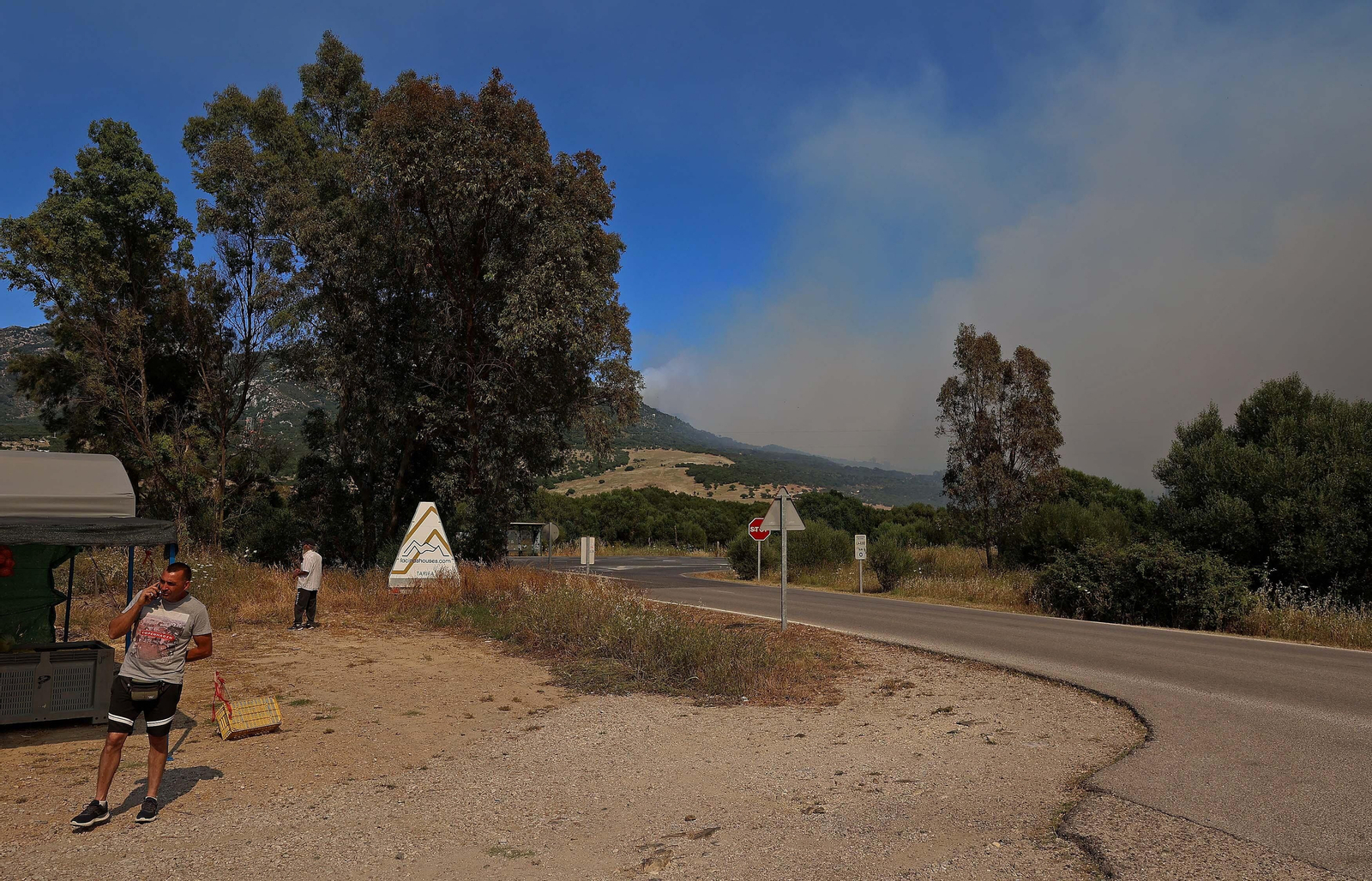 Imágenes del incendio de monte La Peña en Tarifa Imágenes del incendio de monte La Peña en Tarifa