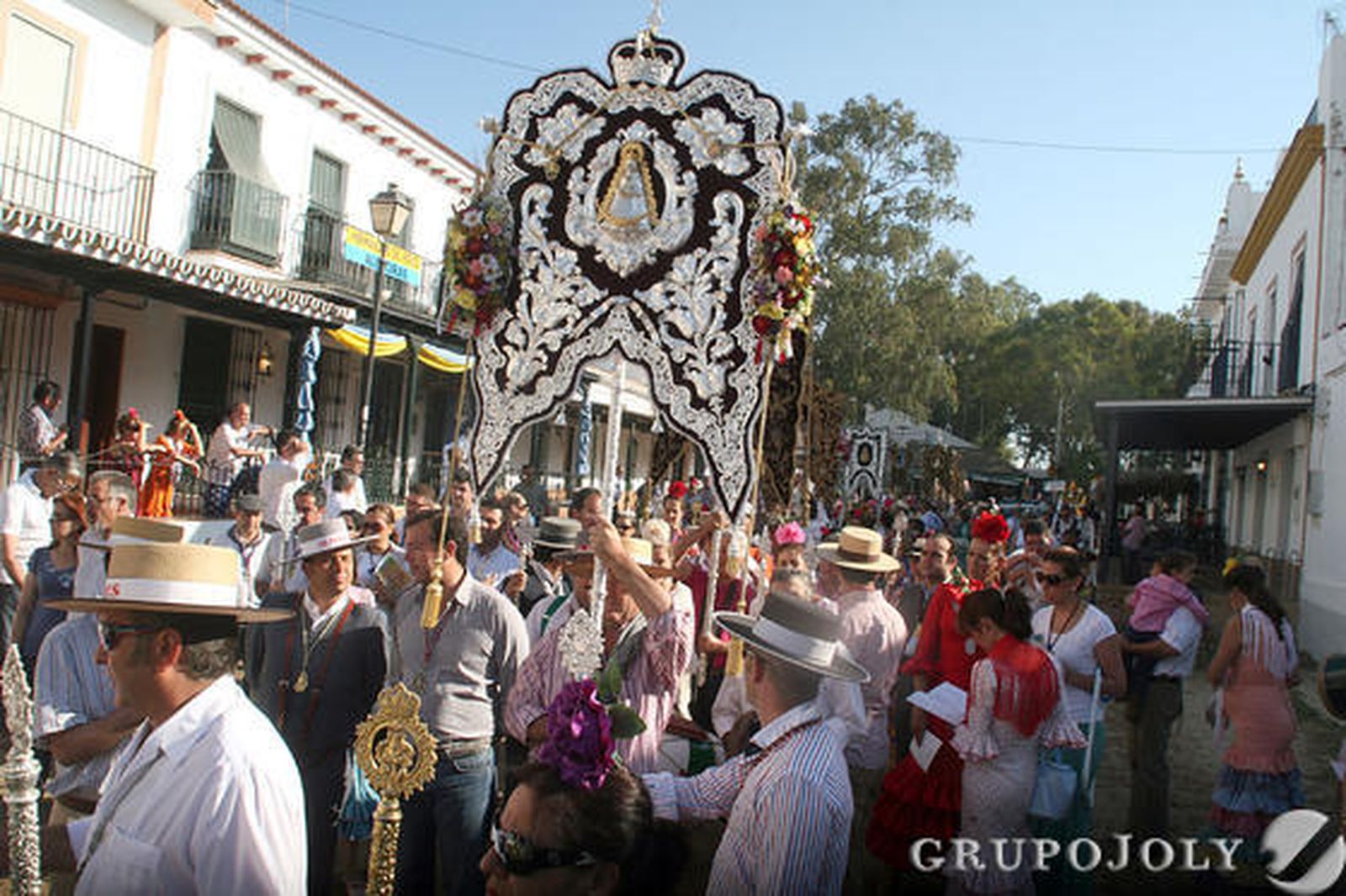 Las imágenes de la misa de romeros