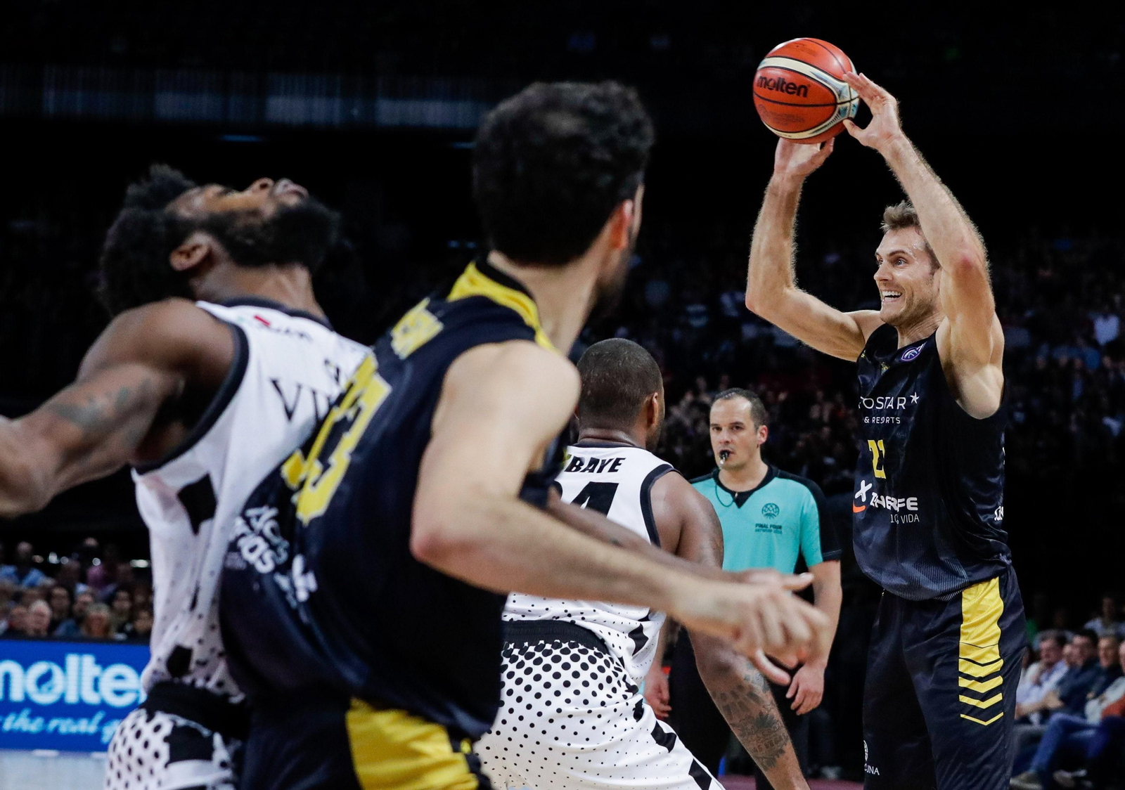 Las fotos de la carrera de Tim Abromaitis, fichaje del Unicaja