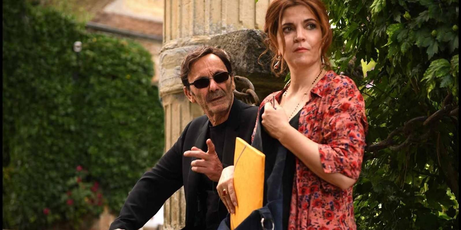 Jean-Pierre Bacri y Agnès Jaoui en una imagen de 'Llenos de vida'.