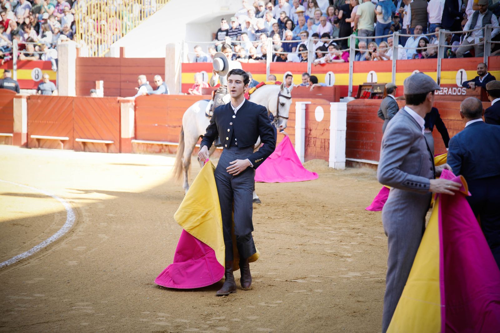 Imágenes del festival mixto lucha contra el cáncer