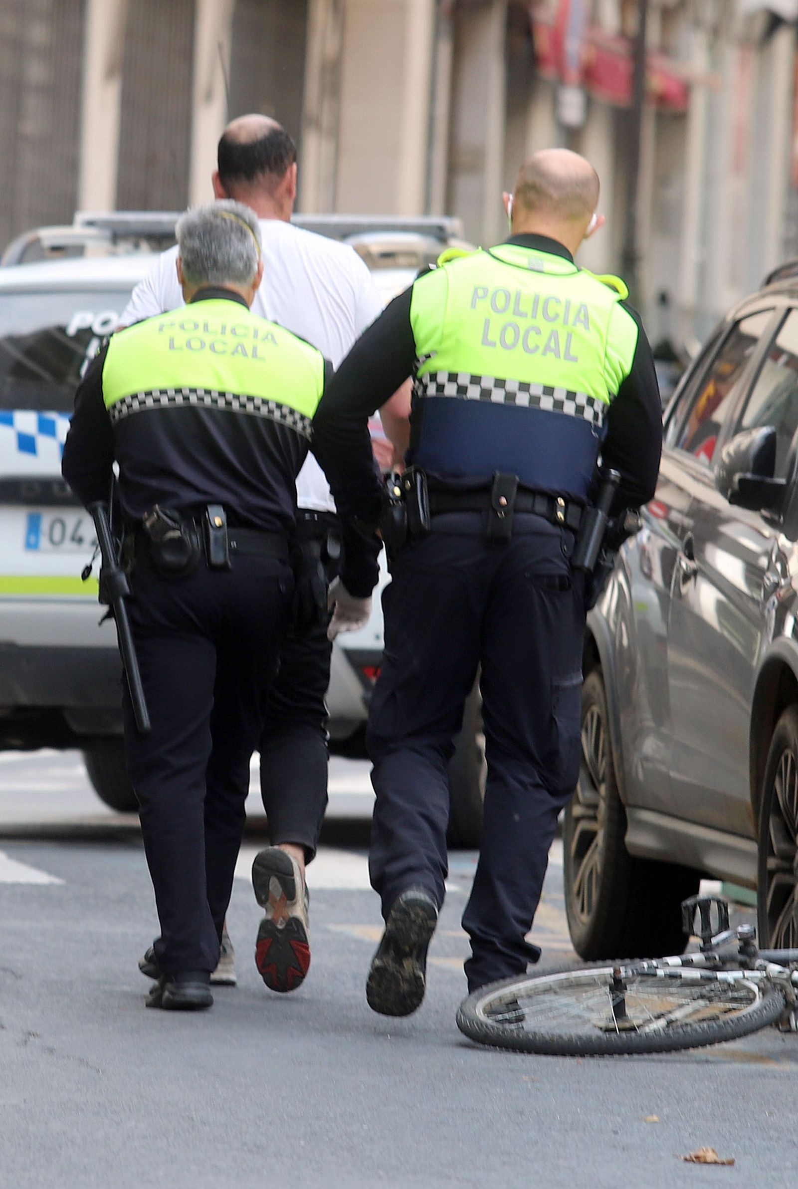 Persecución a un ciclista con el estado de alarma en Huelva