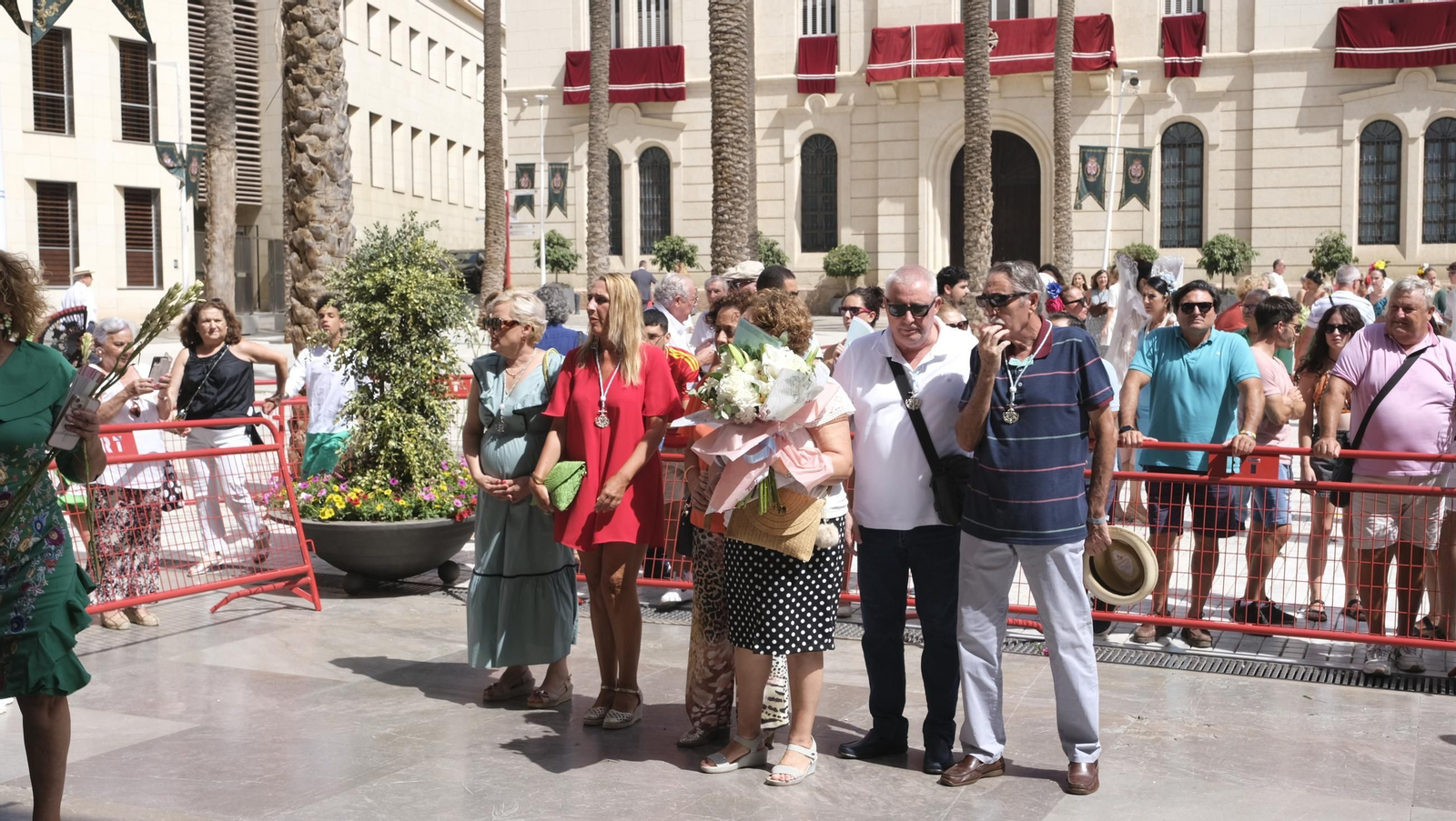 Ofrenda floral a la Virgen del Mar en la Feria de Almería 2024, en imágenes