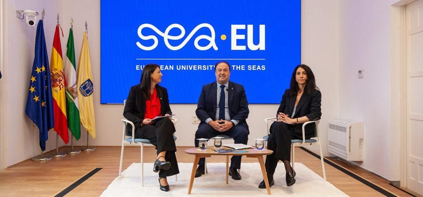 Un momento de la presentación de las nuevas titulaciones del SEA-EU, la Universidad Europea de los Mares, que lidera la UCA.