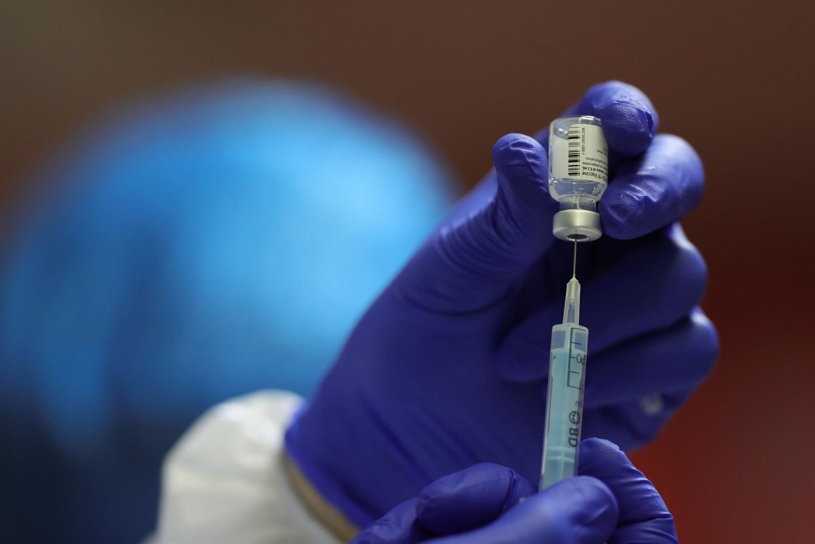 Imagen de archivo de los preparativos de una vacuna