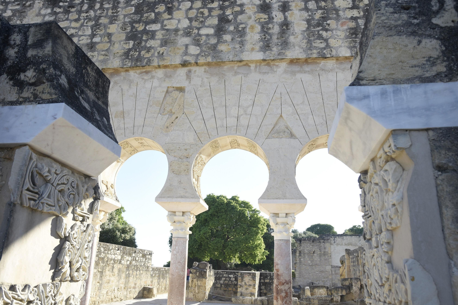 Paseo por Medina Azahara