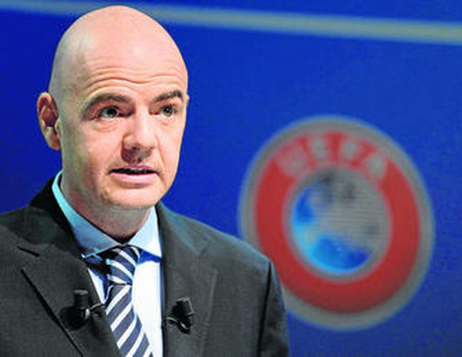 El secretario general de la UEFA, Gianni Infantino, durante el sorteo del pasado viernes.
