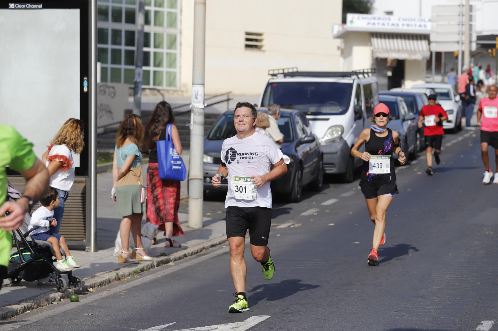 Las imágenes de la vuelta a Huelva de atletismo