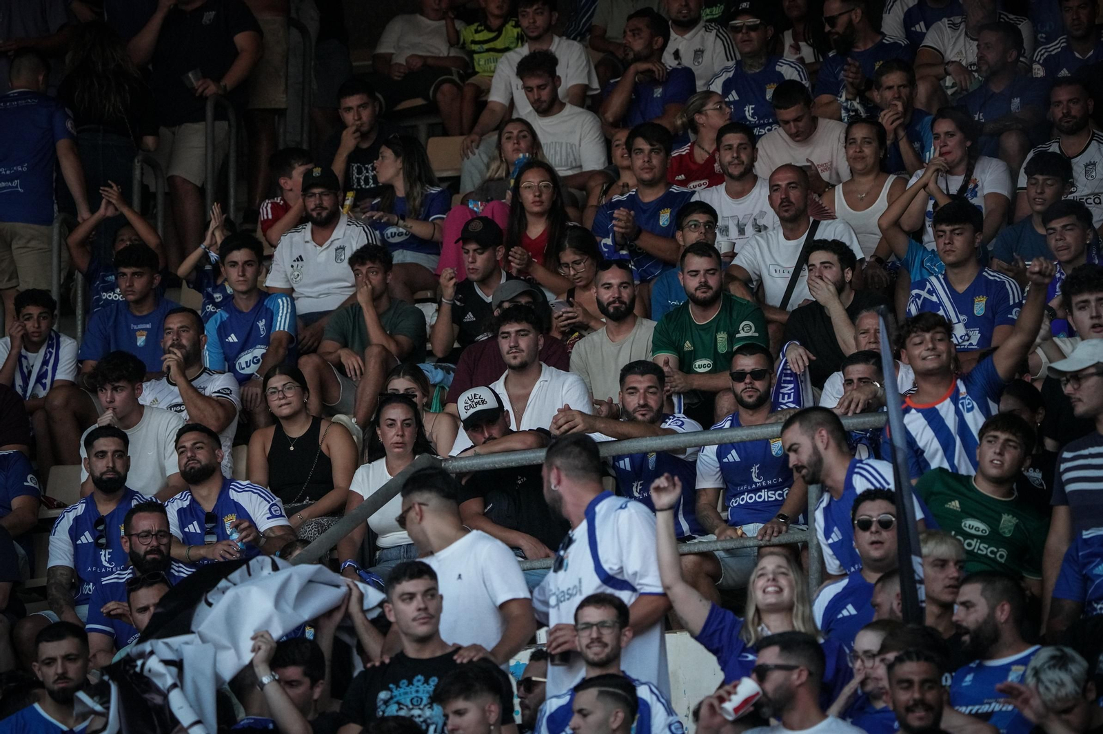 Búscate en el del partido del Xerez CD - UCAM