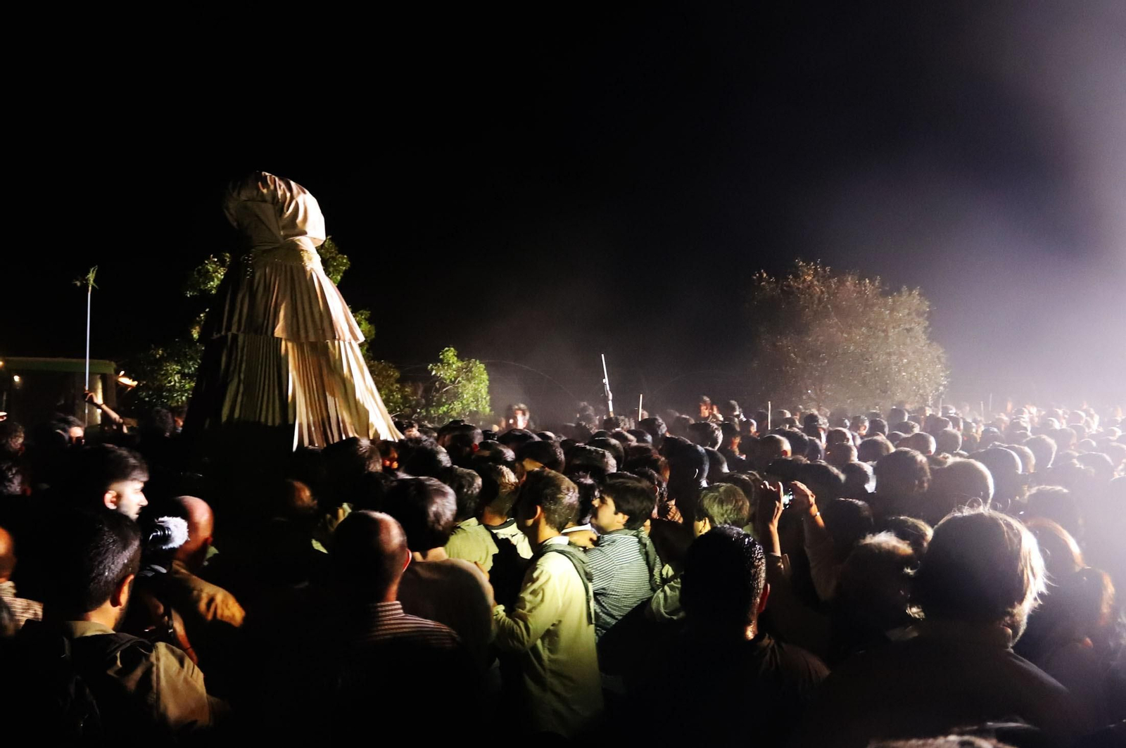 Recuerda las imágenes de la Venida de la Virgen del Rocío a Almonte en 2019