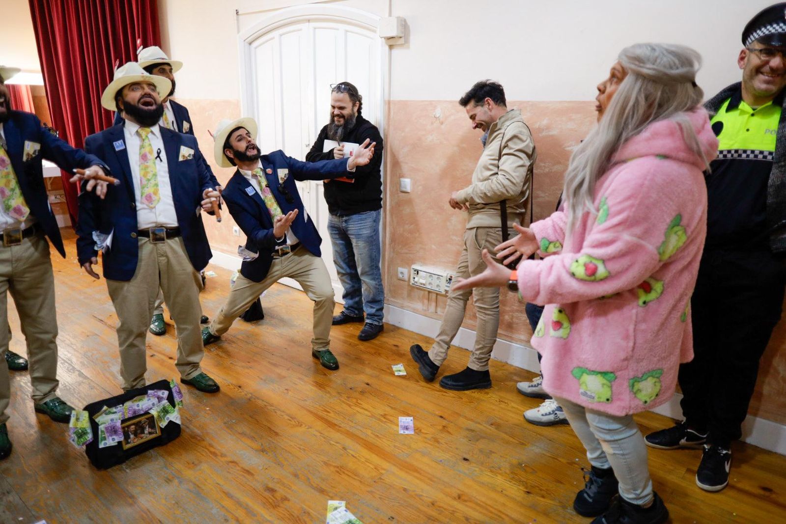 Búscate entre las mejores imágenes de la décima sesión de preliminares del COAC 2026