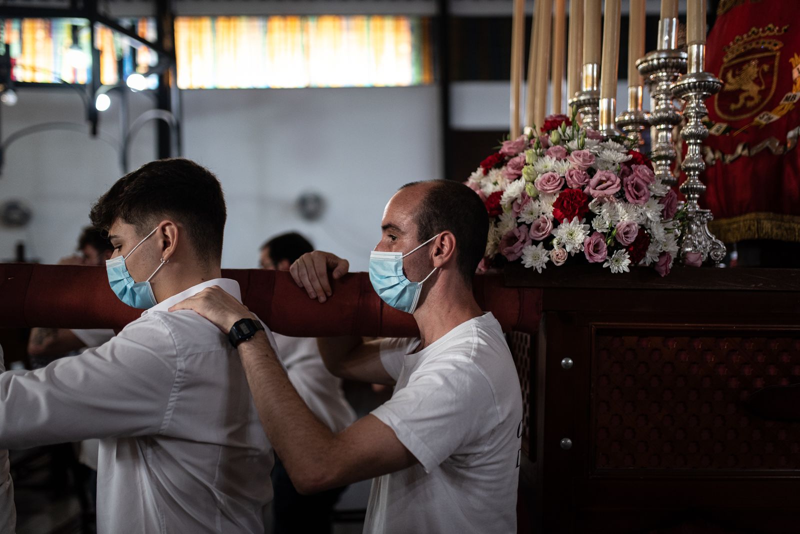 La procesión de la Virgen del Pilar por la Hispanidad en imágenes